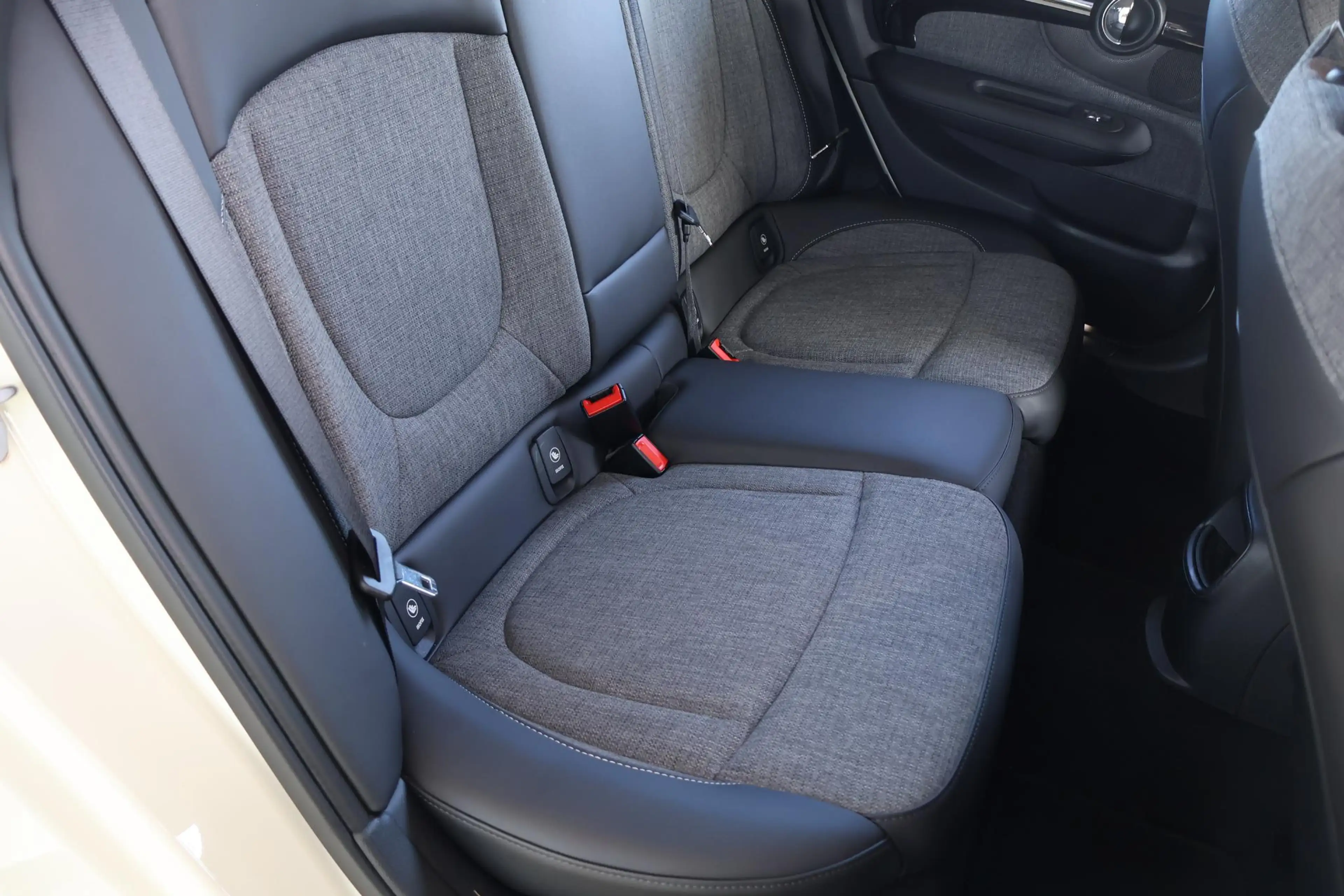MINI One Clubman | Cruise Control | Parkeersensor Achter | LED Kopl — photo 6