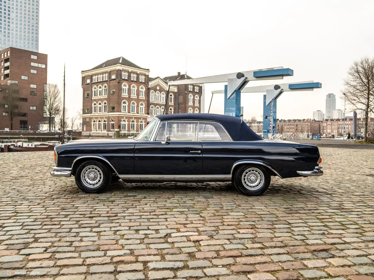 Mercedes-Benz 220 SE, foto 6