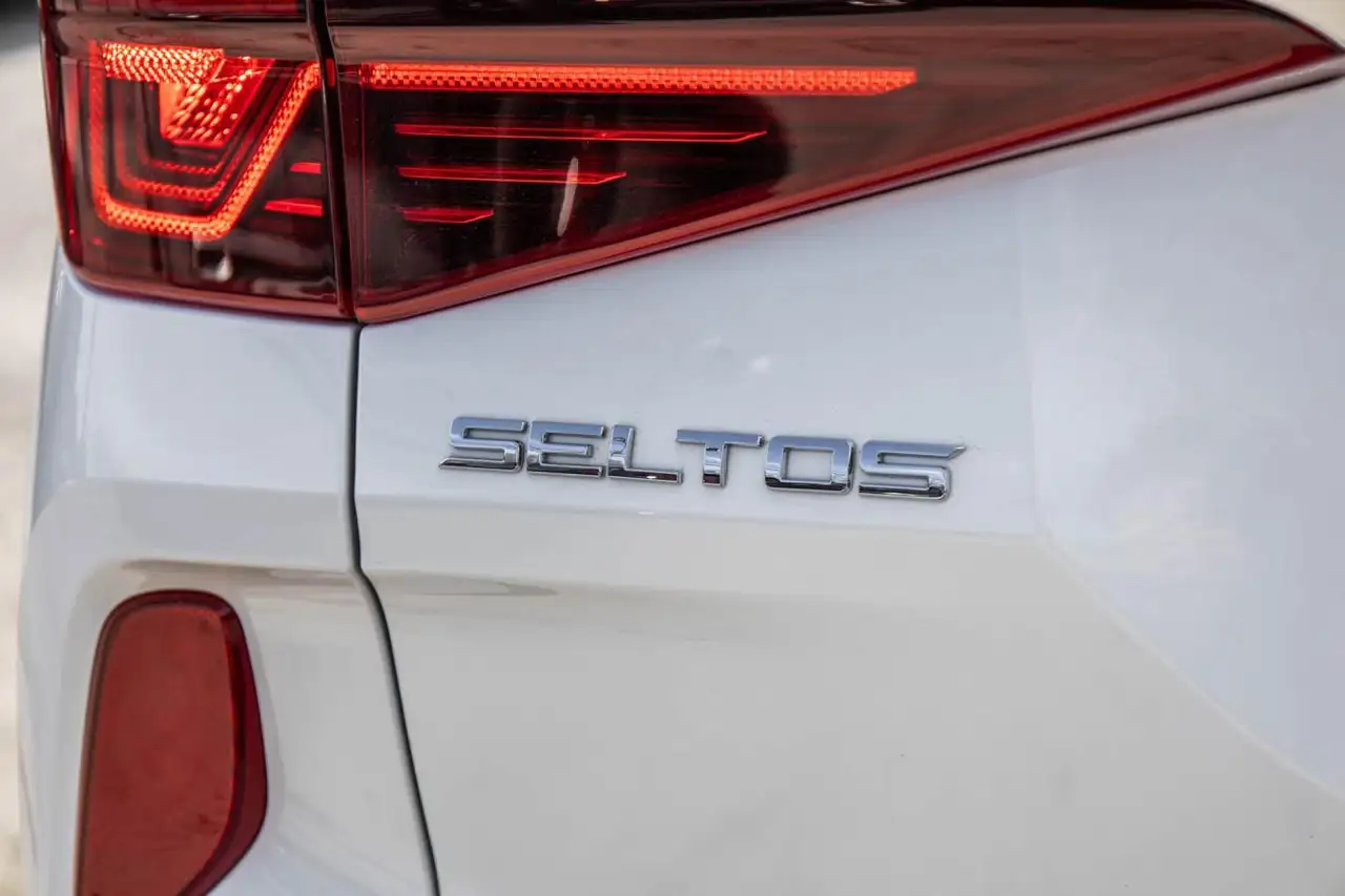 Kia Seltos снимка Kia Seltos