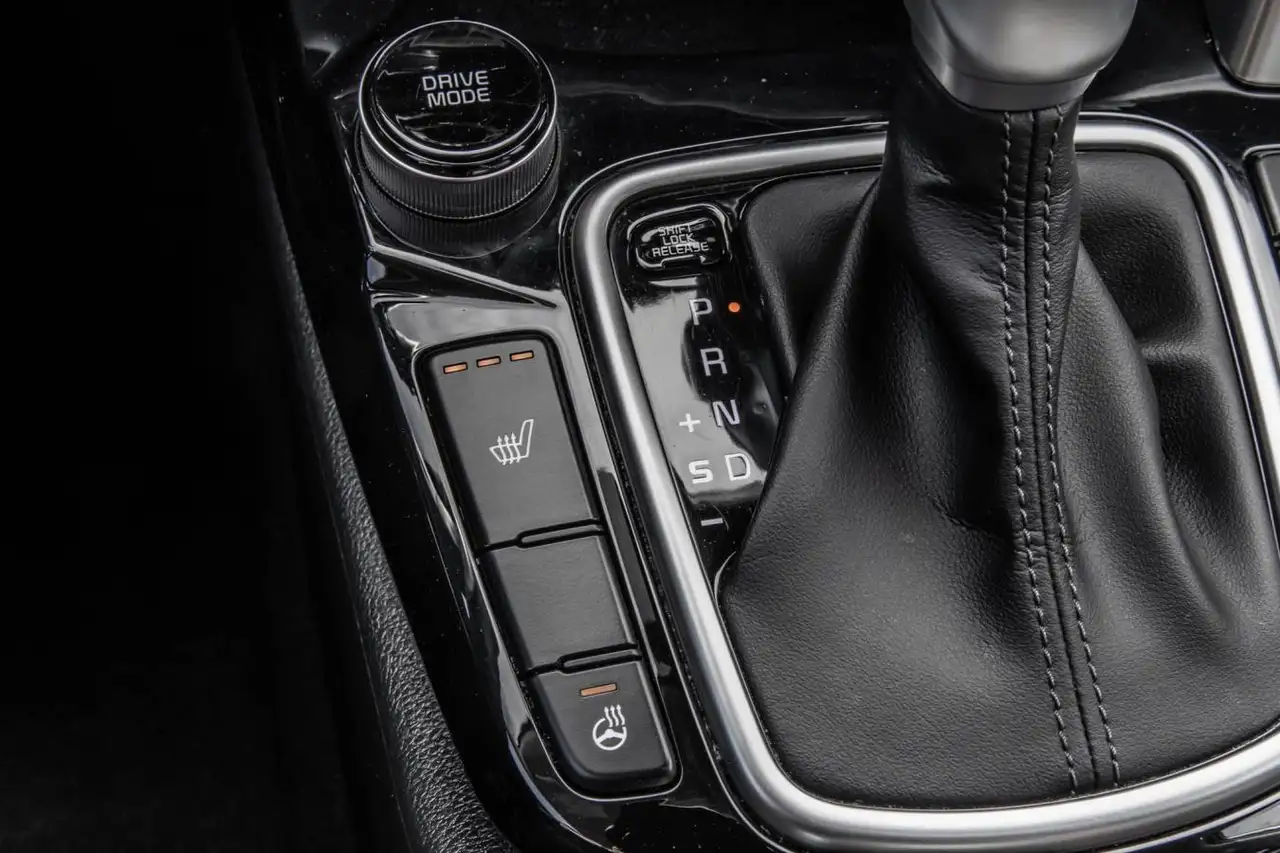 Kia Seltos снимка Kia Seltos