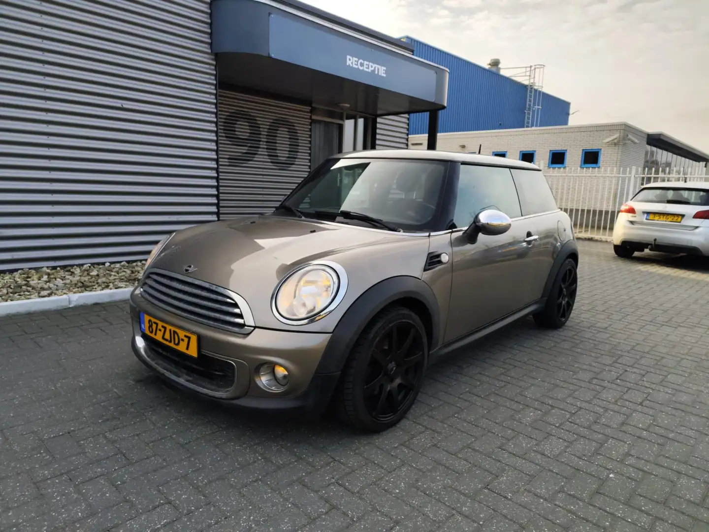 MINI One Mini 1.6 Business Line Grau - 1