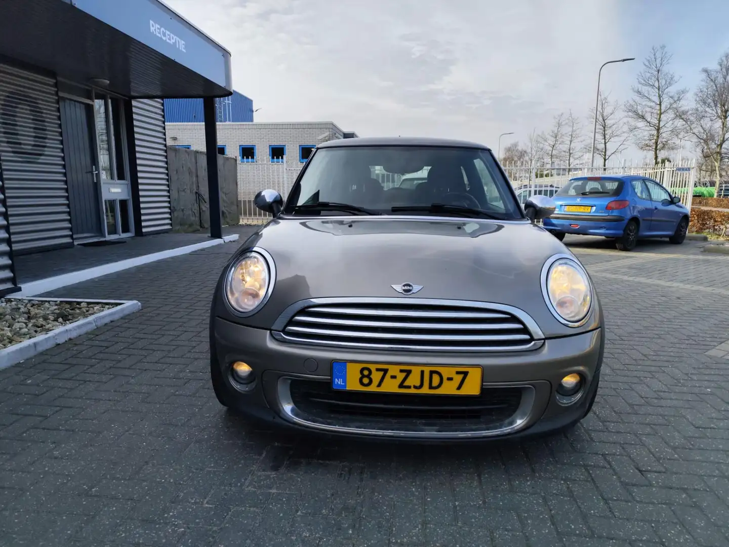 MINI One Mini 1.6 Business Line Grau - 2