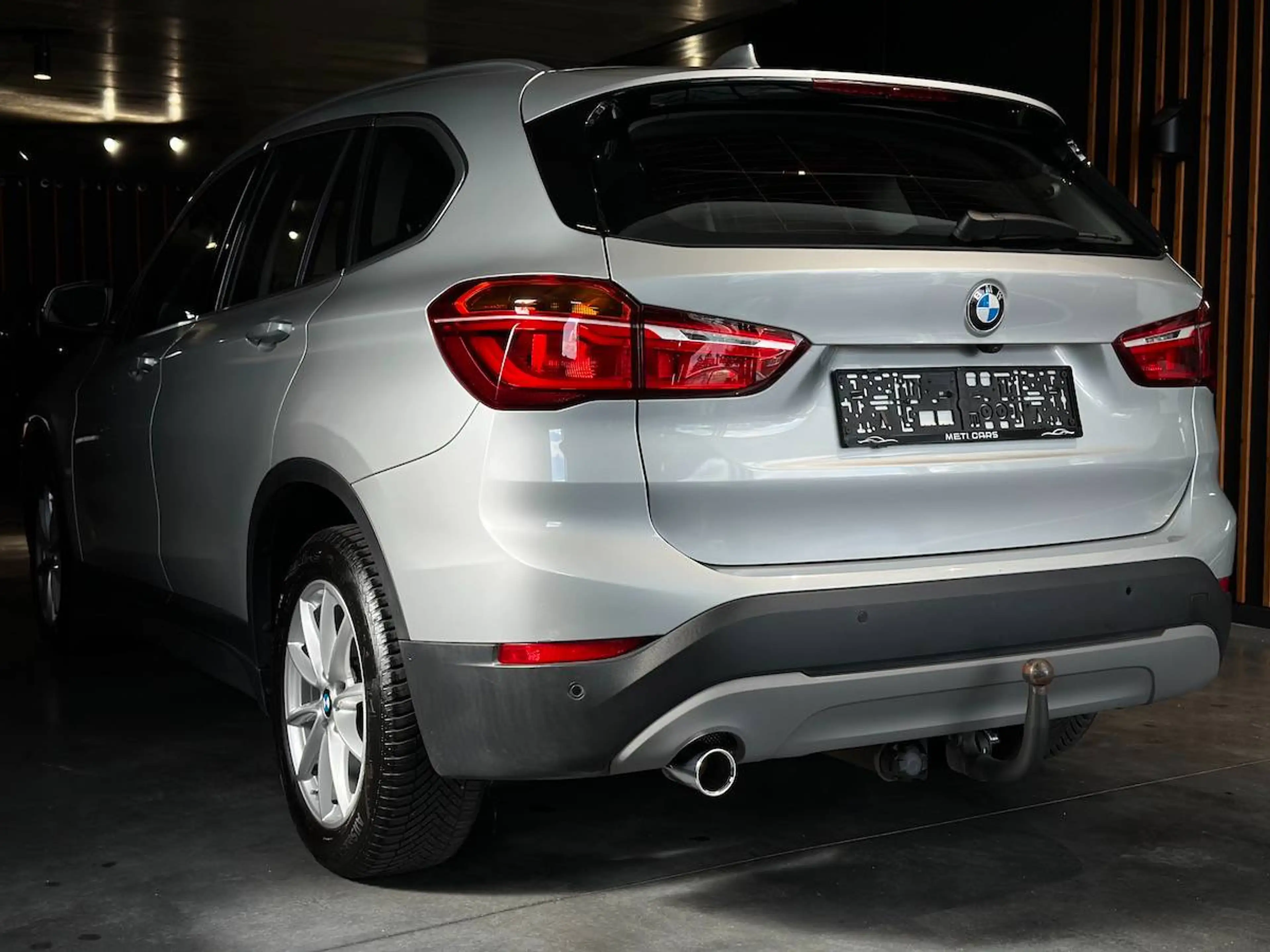 BMW X1 1.5iA sDrive18i | Sensoren | Camera | Navi | BT | ... — photo 11