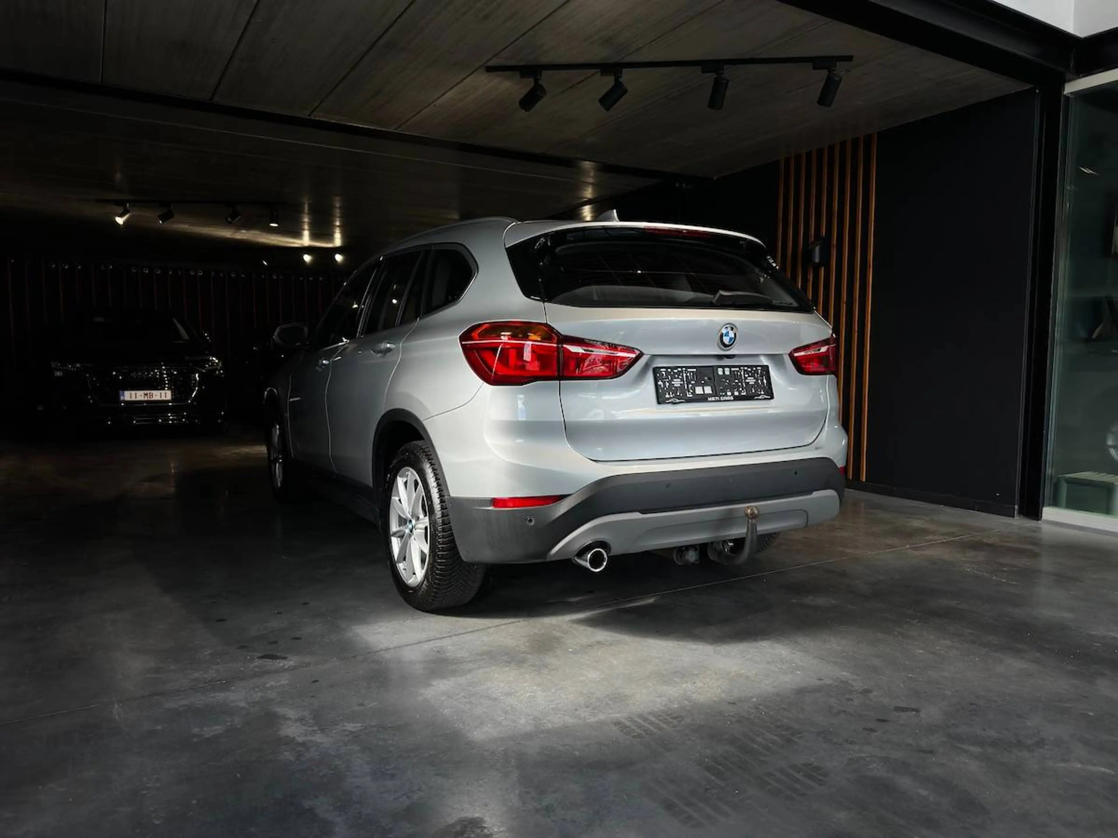 BMW X1 1.5iA sDrive18i | Sensoren | Camera | Navi | BT | ... — photo 10