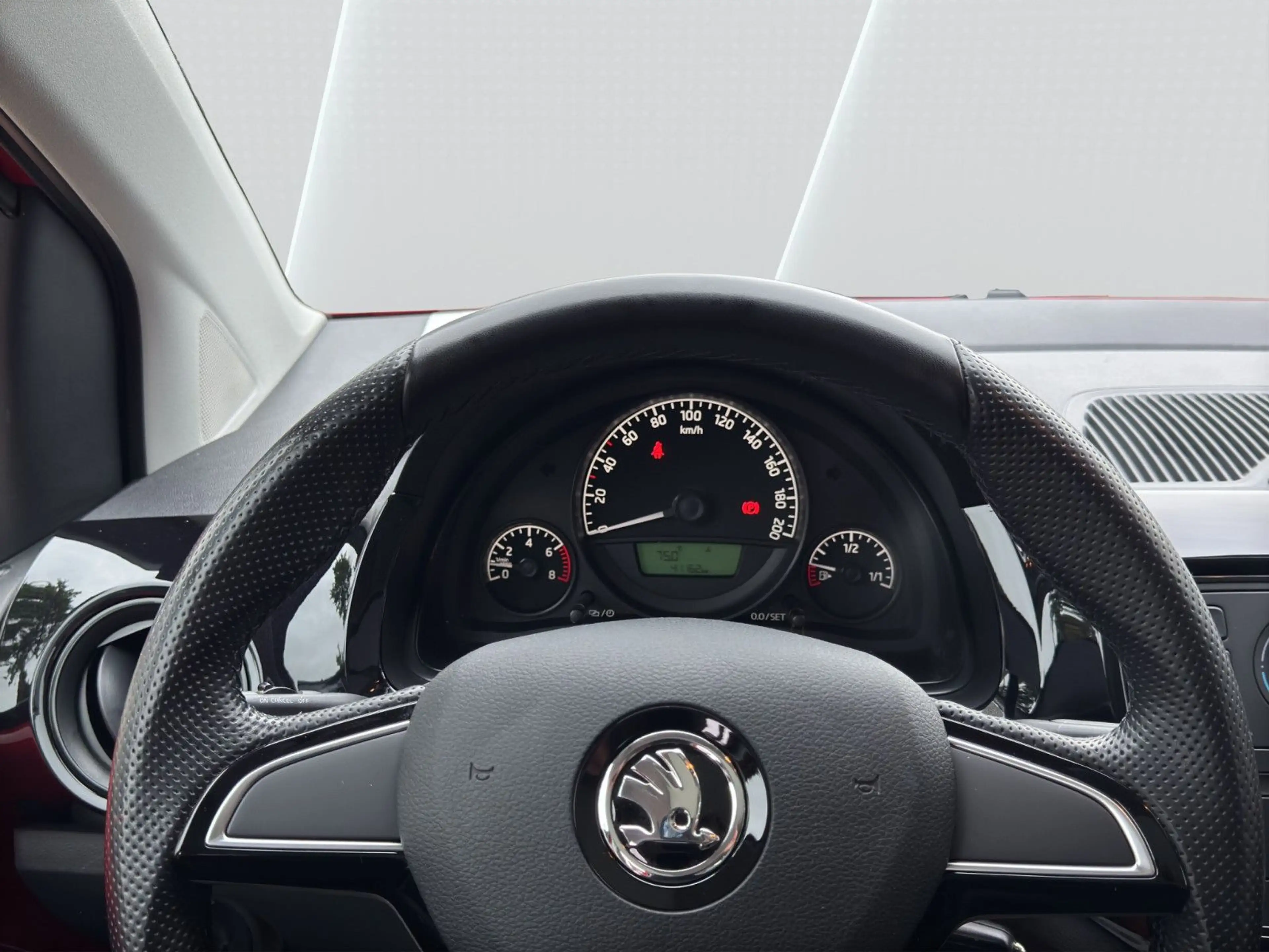 Skoda Citigo 1.0 MPI 55kW Ambition, 1.Hand, wenig KM — photo 13