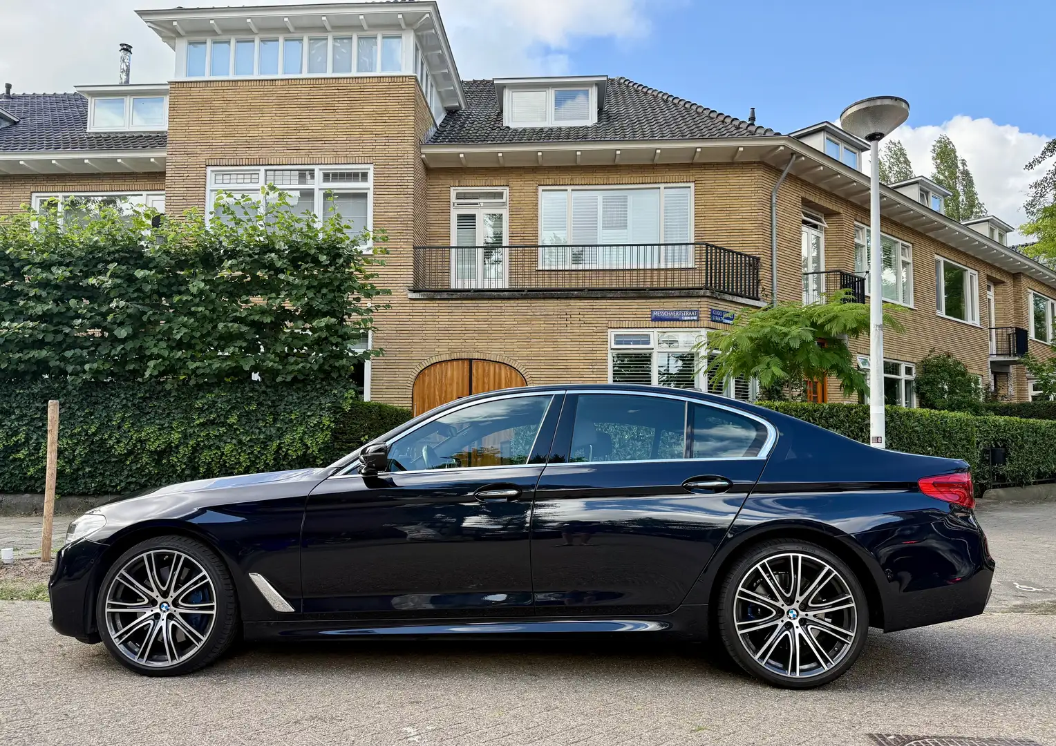 BMW 540 540 xD High Exe M Performance Zwart - 1