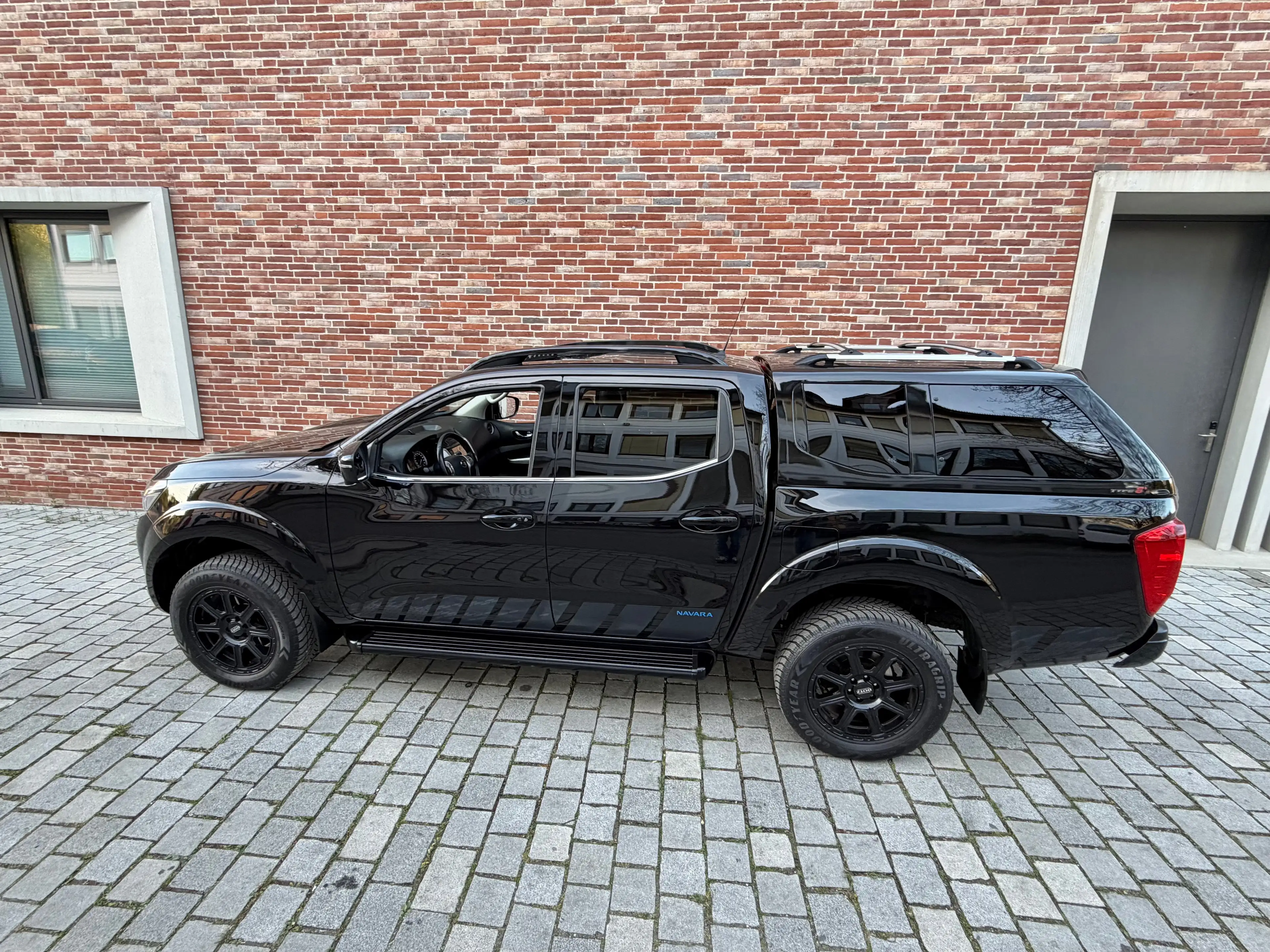 Nissan Navara N-Guard  SONDERMODELL mit HARDTOP + VOLLAUSTATTUNG — photo 14