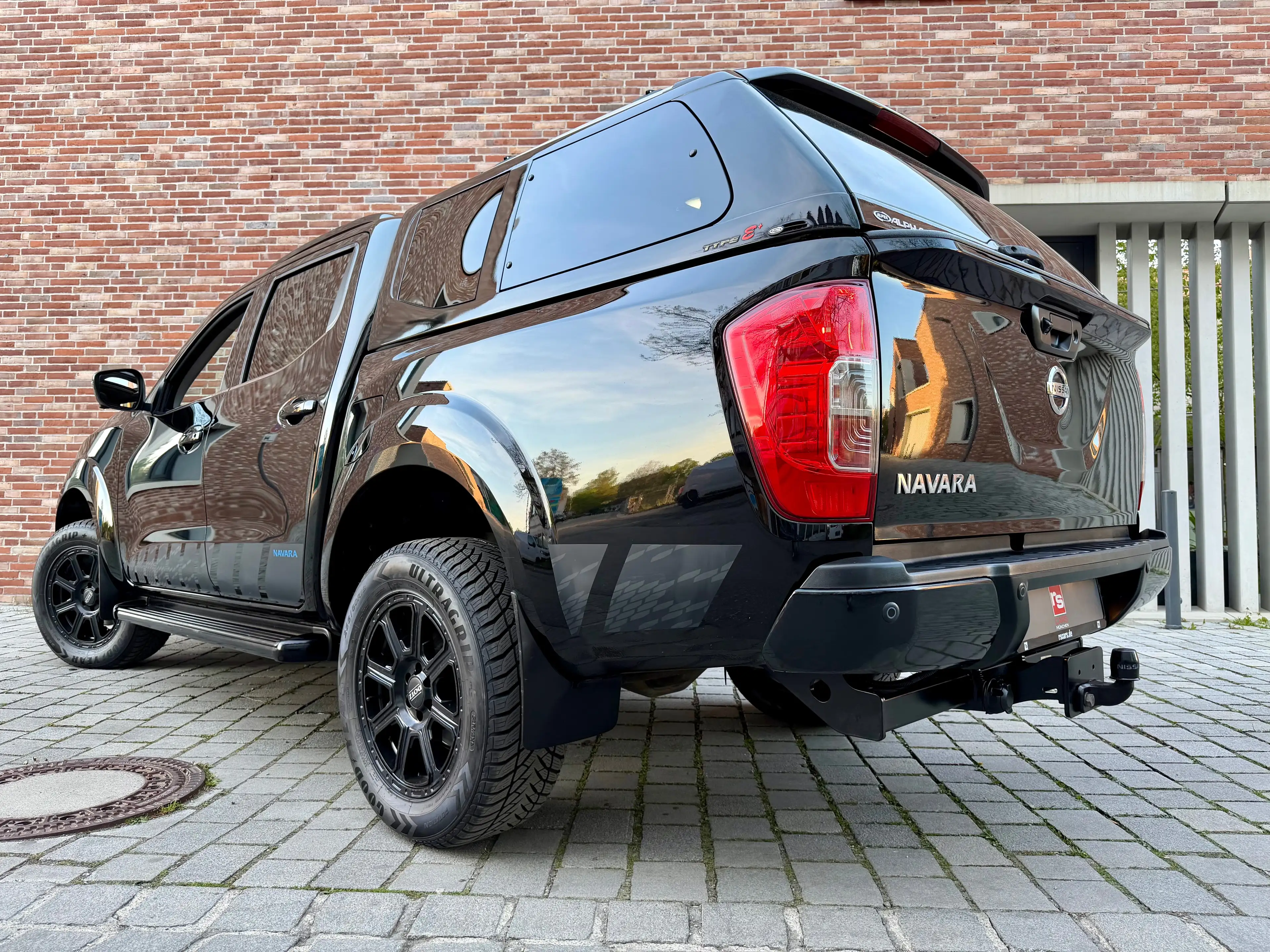 Nissan Navara N-Guard  SONDERMODELL mit HARDTOP + VOLLAUSTATTUNG — photo 5