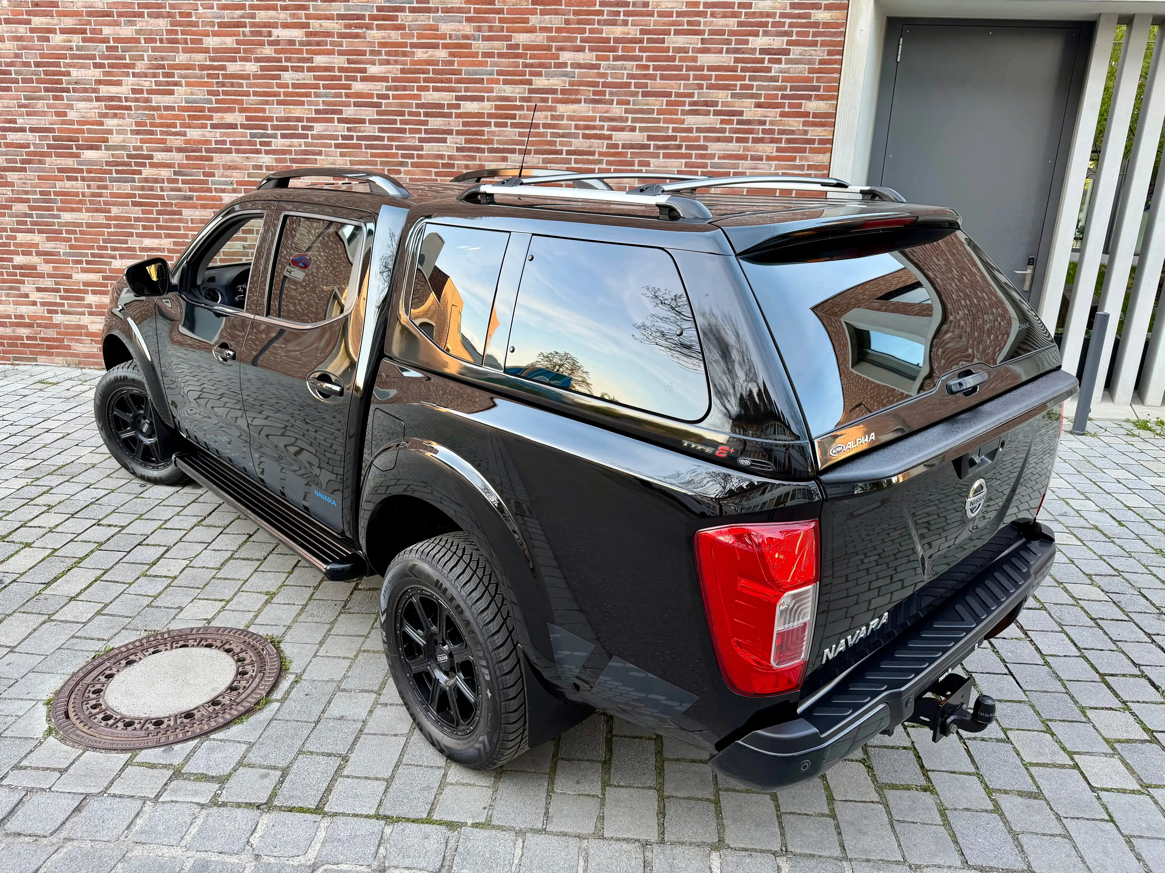 Nissan Navara N-Guard  SONDERMODELL mit HARDTOP + VOLLAUSTATTUNG — photo 3