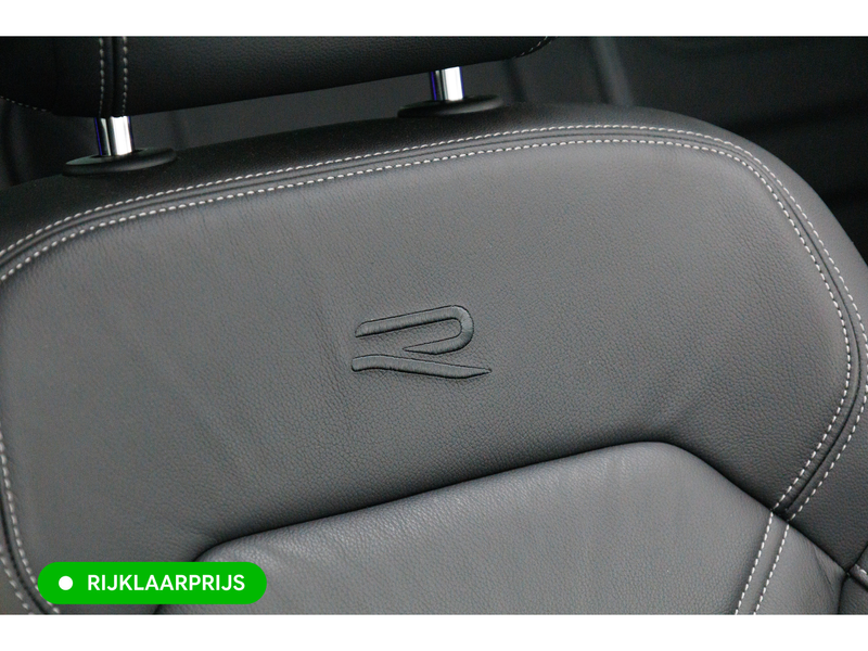 Volkswagen Touareg 3.0 TSi 4MOTION R-line 462 PK | Panoramadak | Luch — photo 15