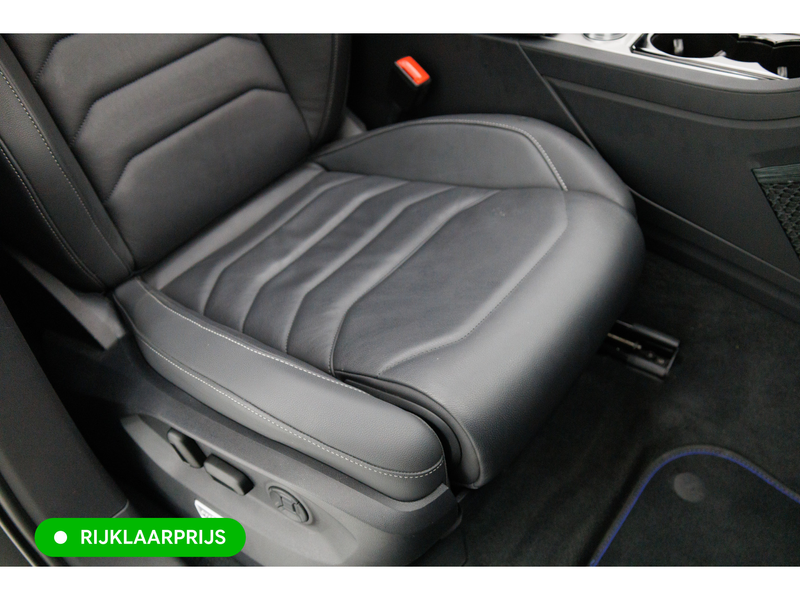 Volkswagen Touareg 3.0 TSi 4MOTION R-line 462 PK | Panoramadak | Luch — photo 13