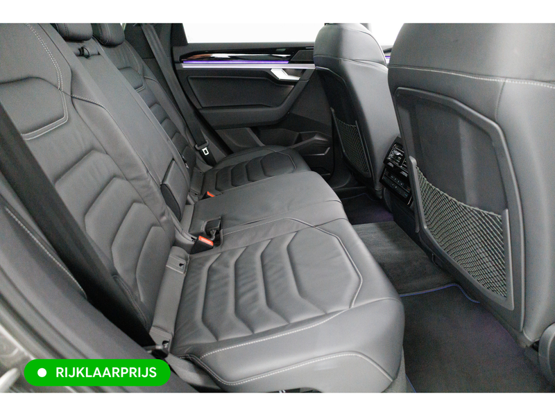 Volkswagen Touareg 3.0 TSi 4MOTION R-line 462 PK | Panoramadak | Luch — photo 11
