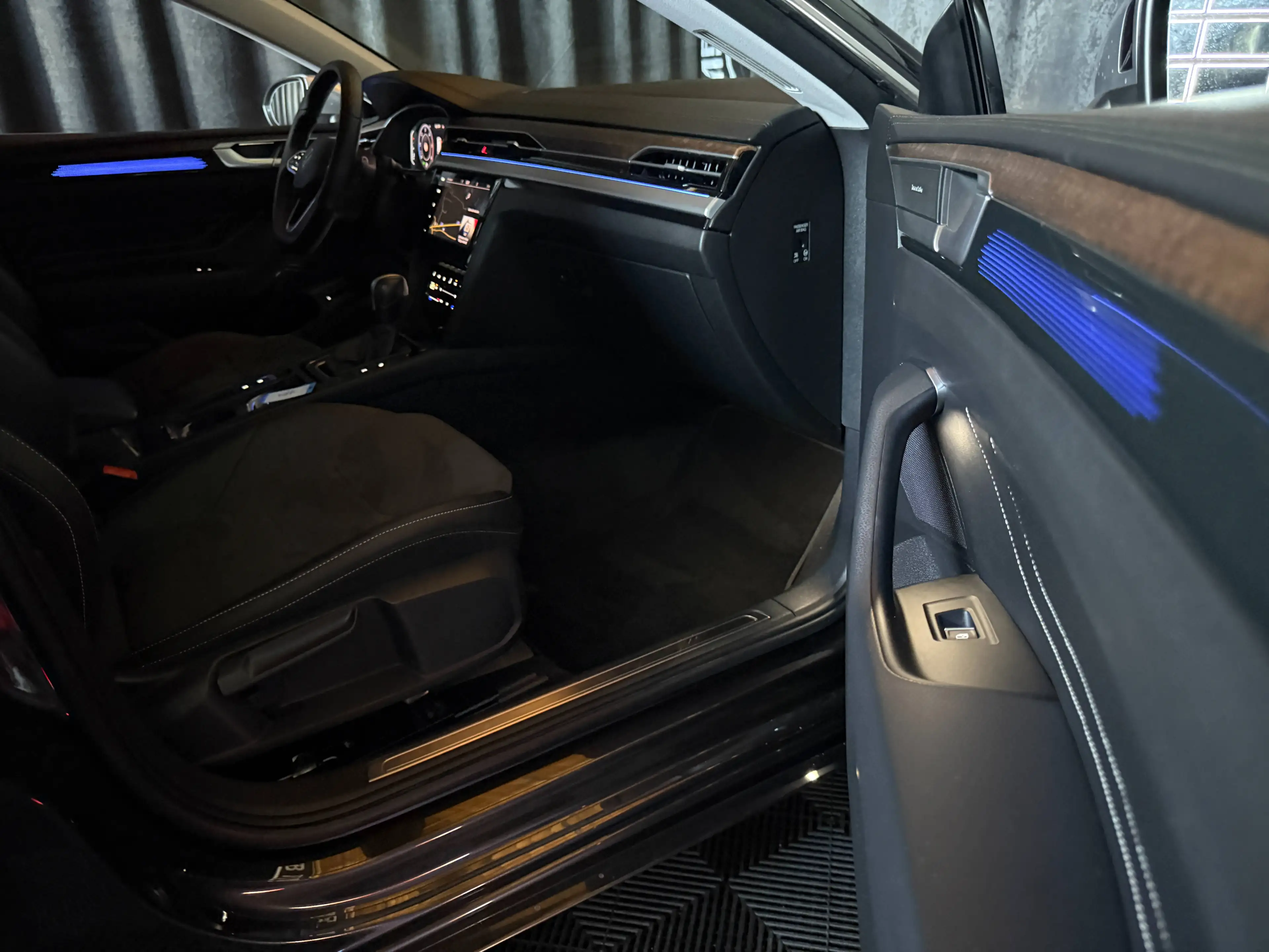 Volkswagen Arteon Elegance *38-tkm*KAMERA*LED*TOP* — photo 39