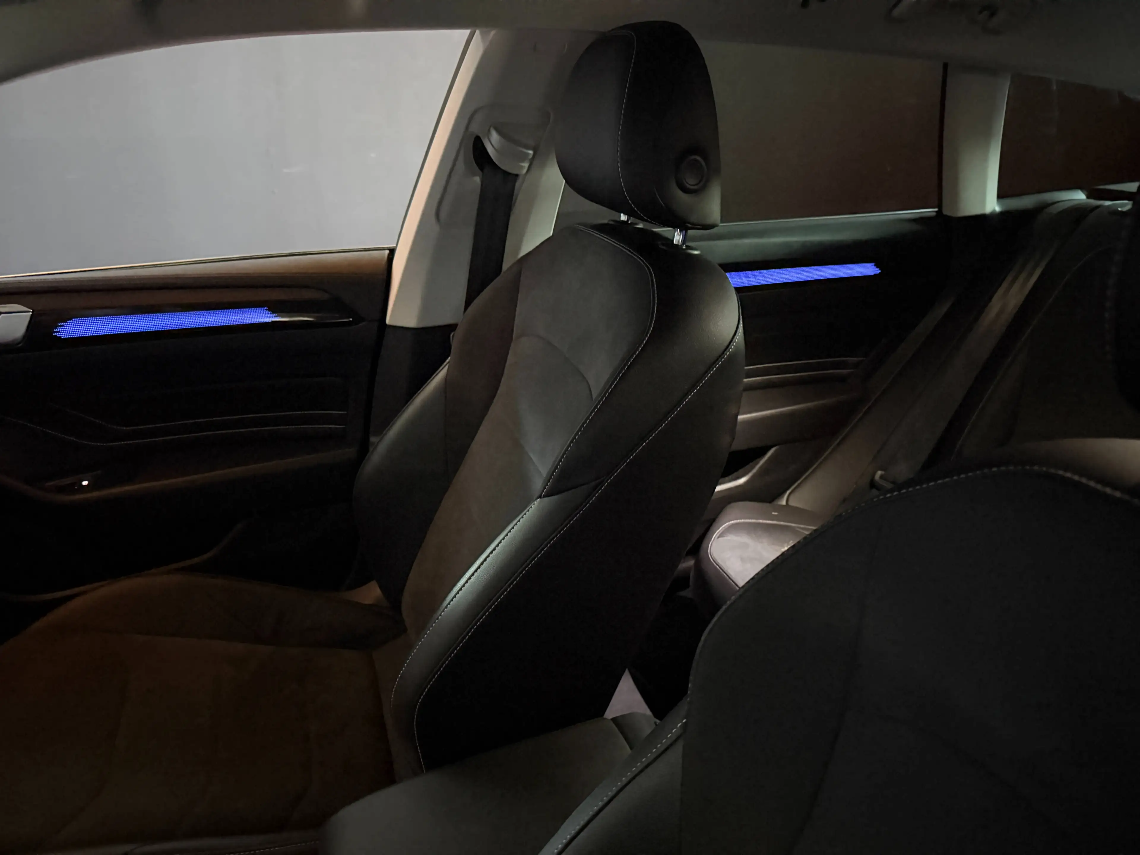 Volkswagen Arteon Elegance *38-tkm*KAMERA*LED*TOP* — photo 30