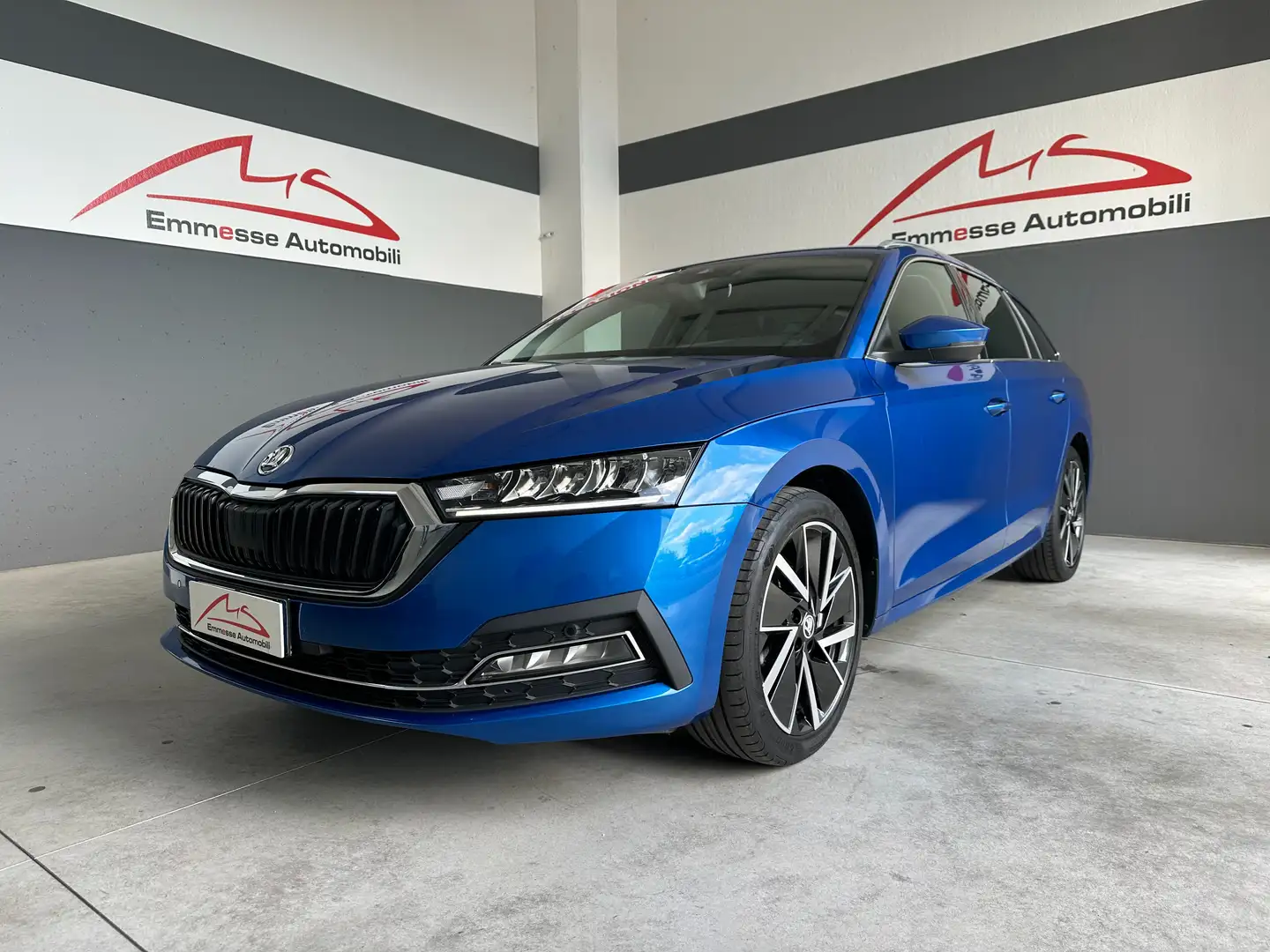 Skoda Octavia Wagon 1.5 g-tec Style 130cv dsg Blu/Azzurro - 2