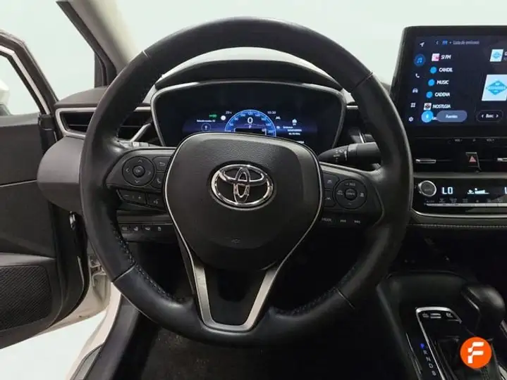 Toyota Auris 2025, foto 16