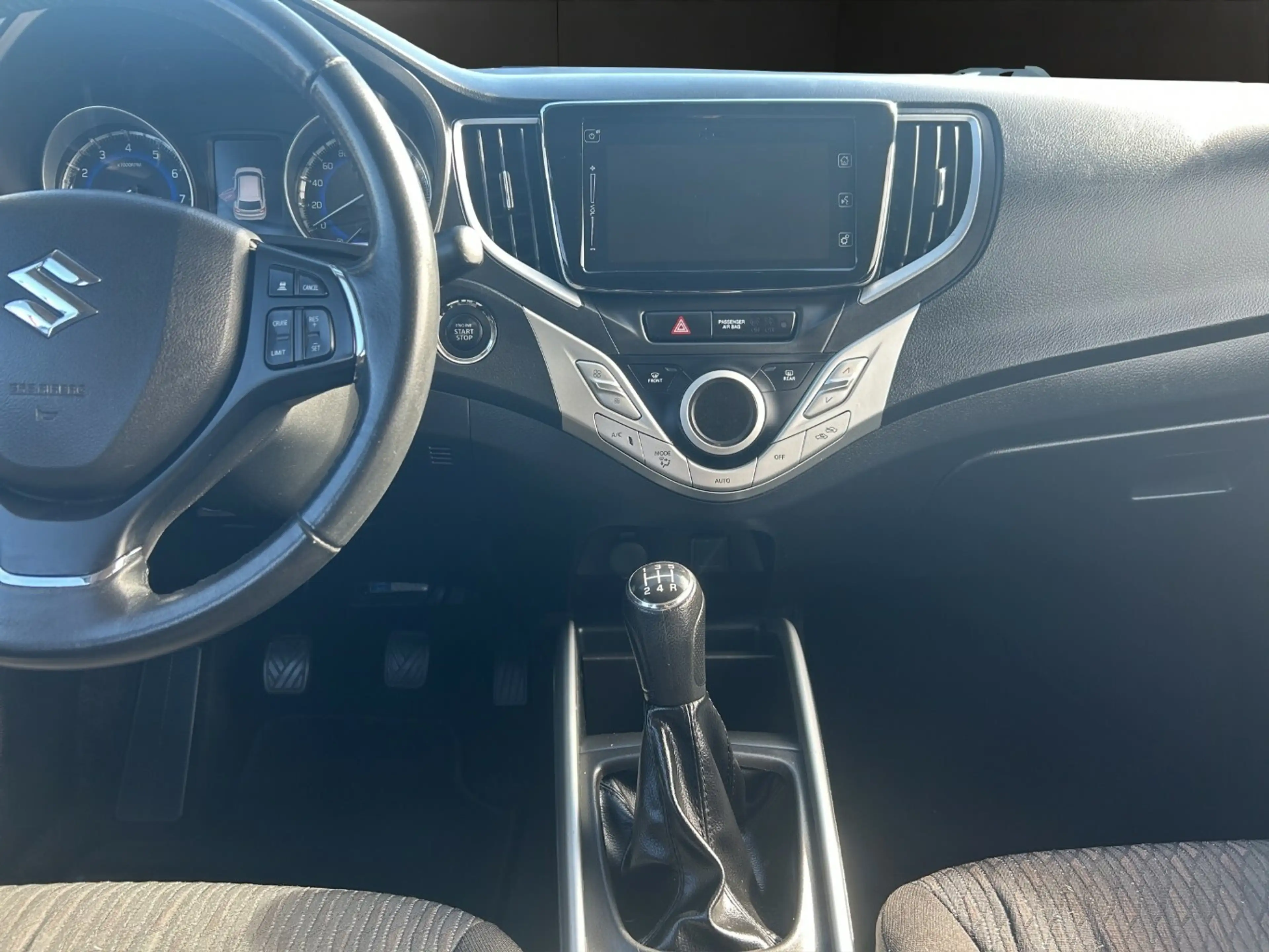 Suzuki Baleno 1.0 5D M/T Boosterjet Comfort — photo 14