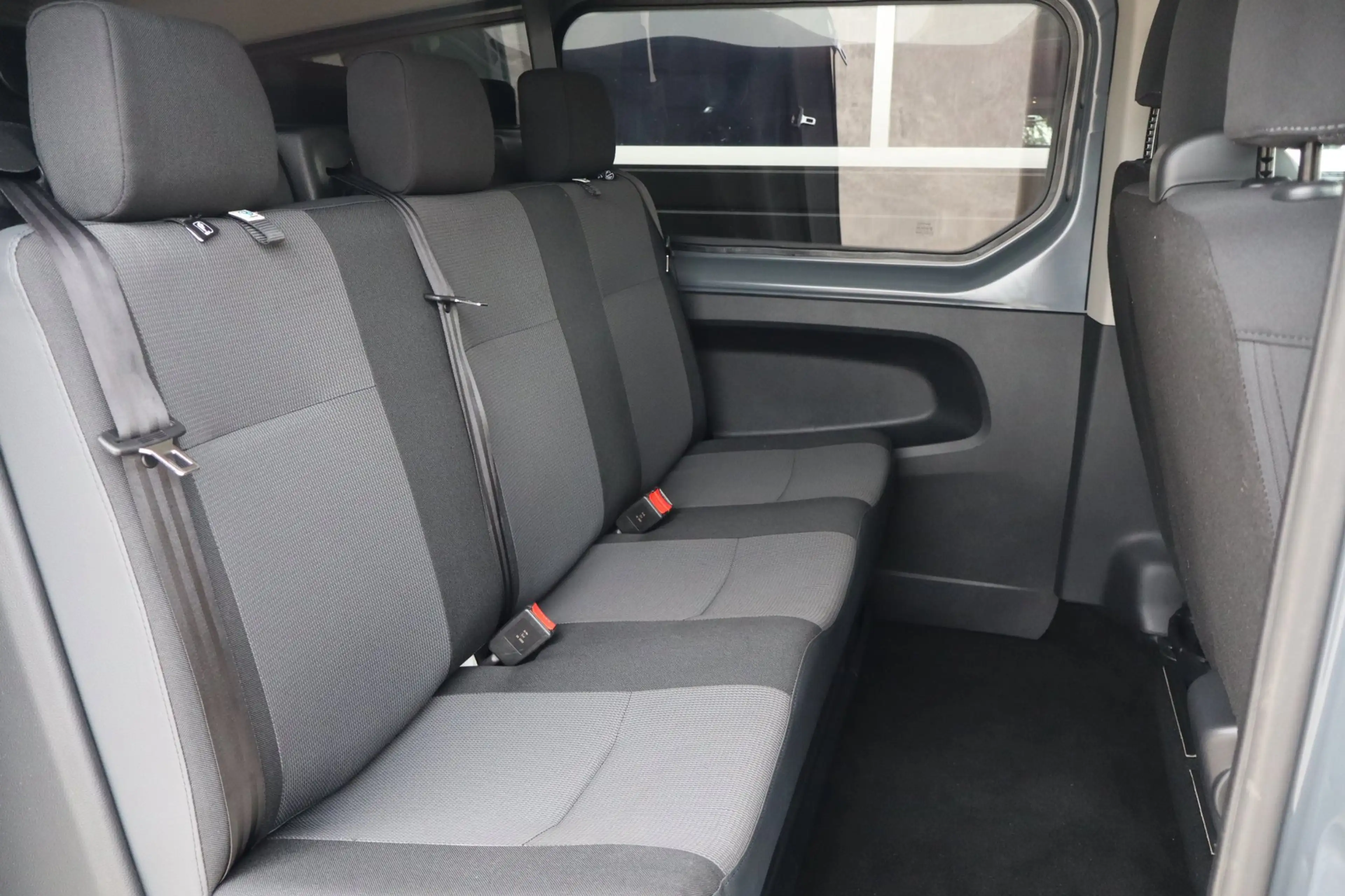Renault Trafic 2.0 dCi 120 T29 L2H1 Dubbele cabine Work Edition - — photo 11