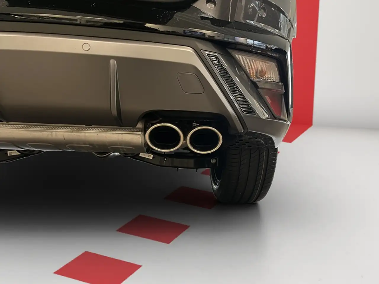 Hyundai TUCSON FL HEV N Line 2xKlima ACC AUT Akustikglas 11