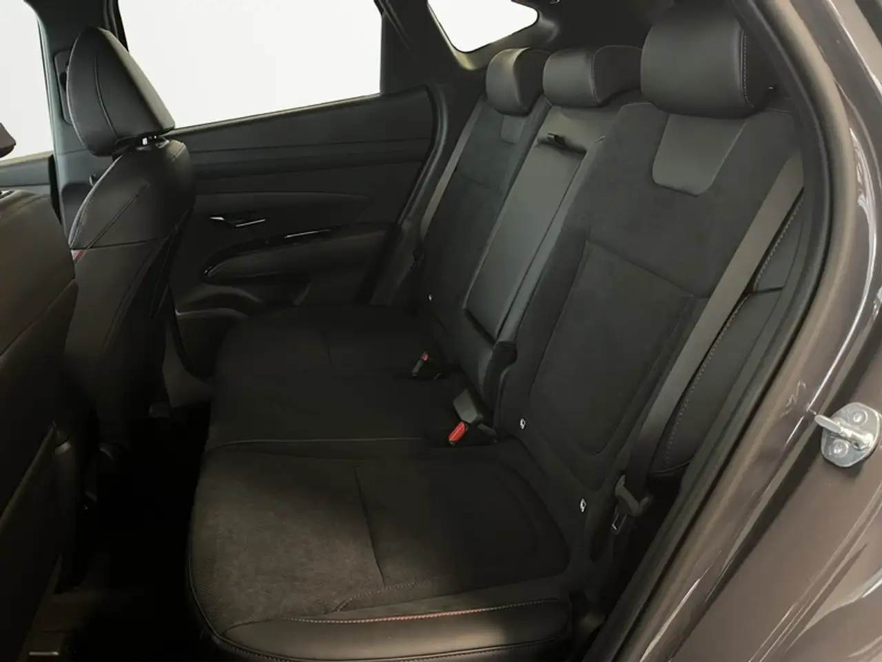 Hyundai TUCSON FL HEV N Line 2xKlima ACC AUT Akustikglas 19