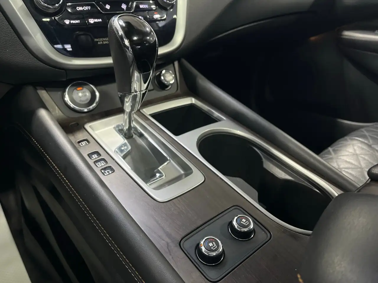 Nissan Murano снимка Nissan Murano