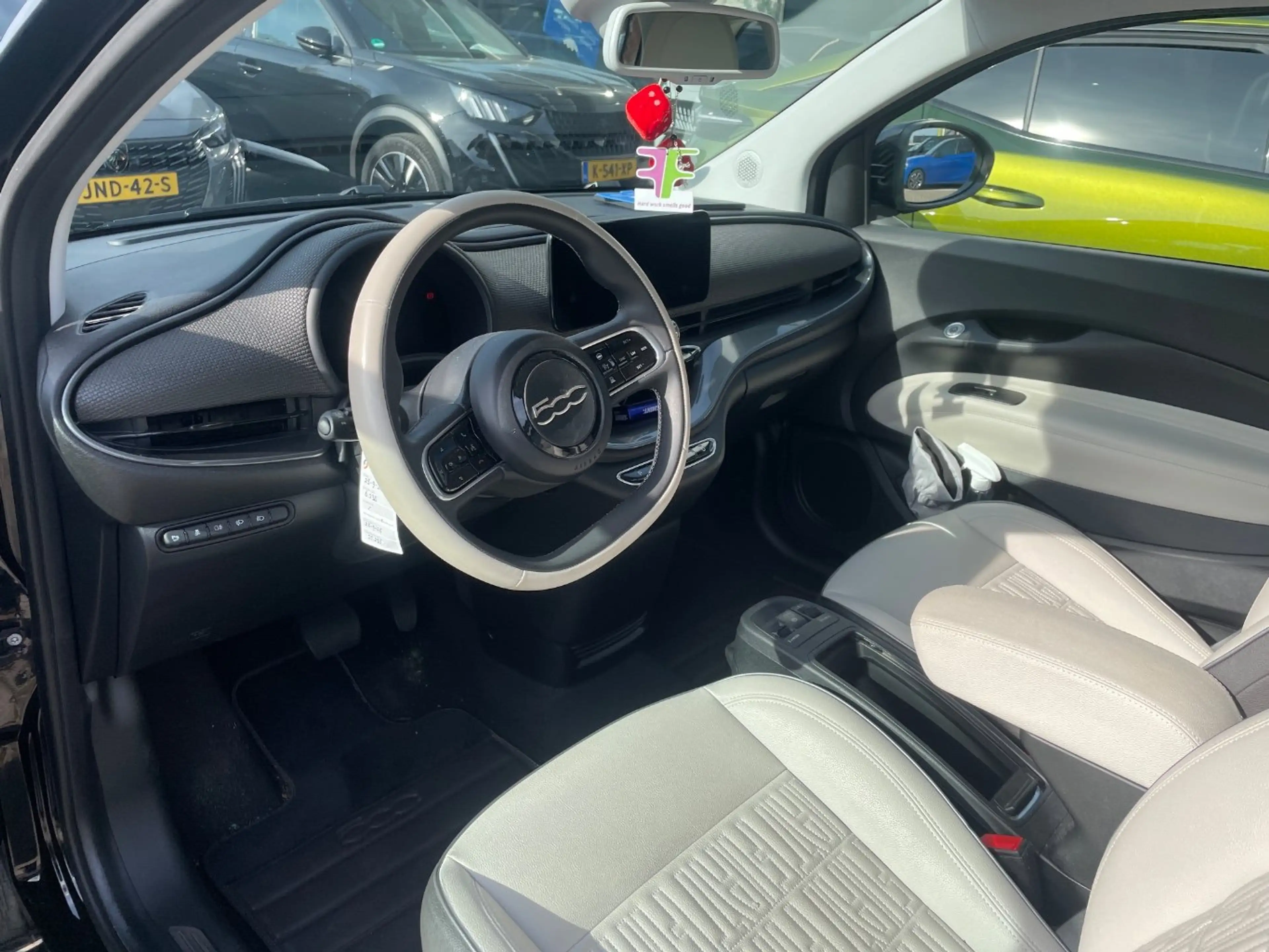 Fiat 500e 42 kWh La Prima 3-Fase | Navigatie | Leder | Achte — photo 5