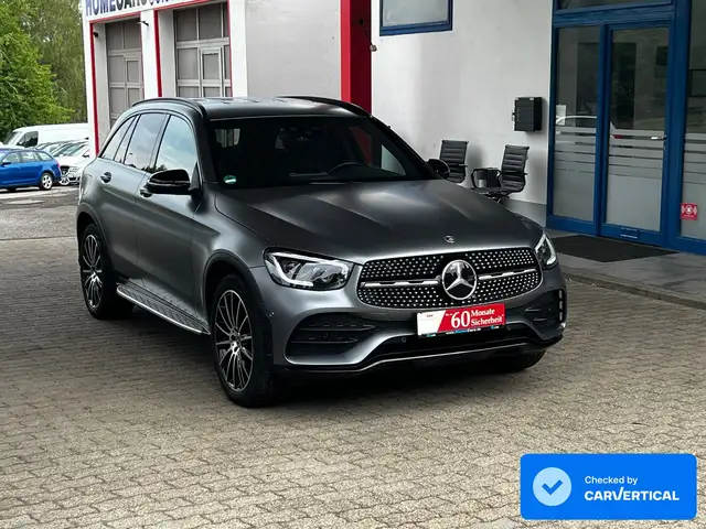 Mercedes-Benz GLC 300 d 4Matic AMG Line Night Paket I Garantie