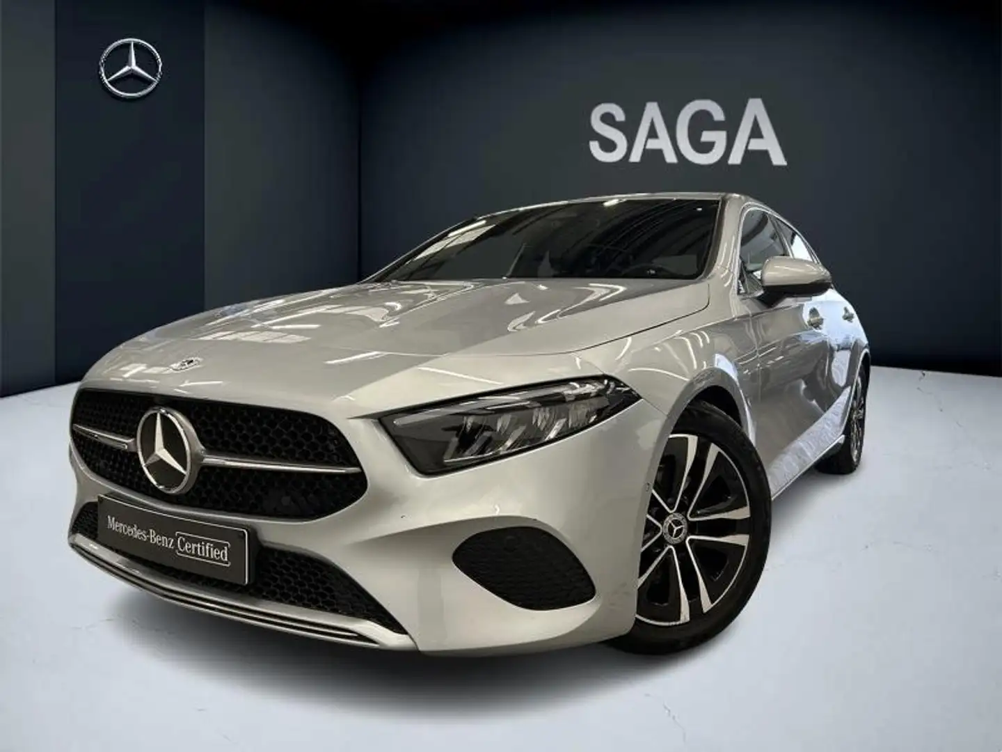 Mercedes-Benz A 180 d Business Line Gris - 1