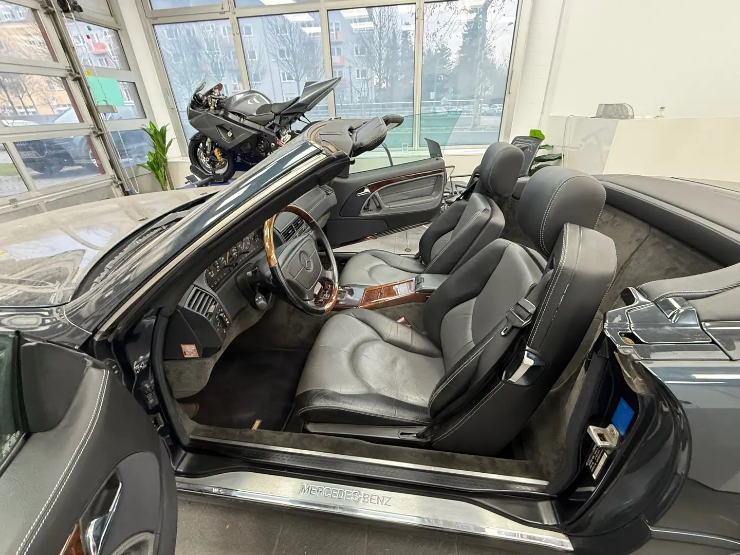 Mercedes-Benz SL 600 SL 600 Schwarz - 2