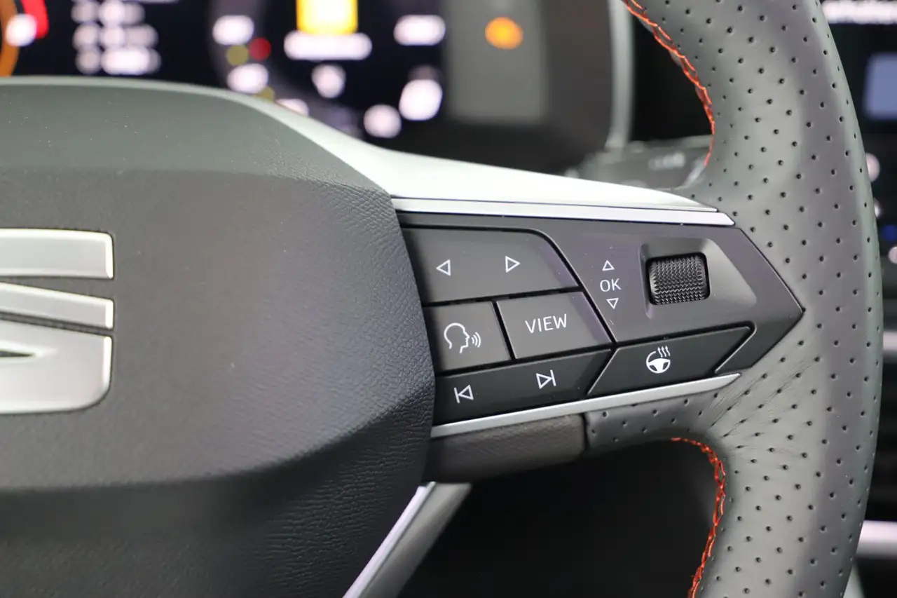 SEAT Leon 2026 — фото 15