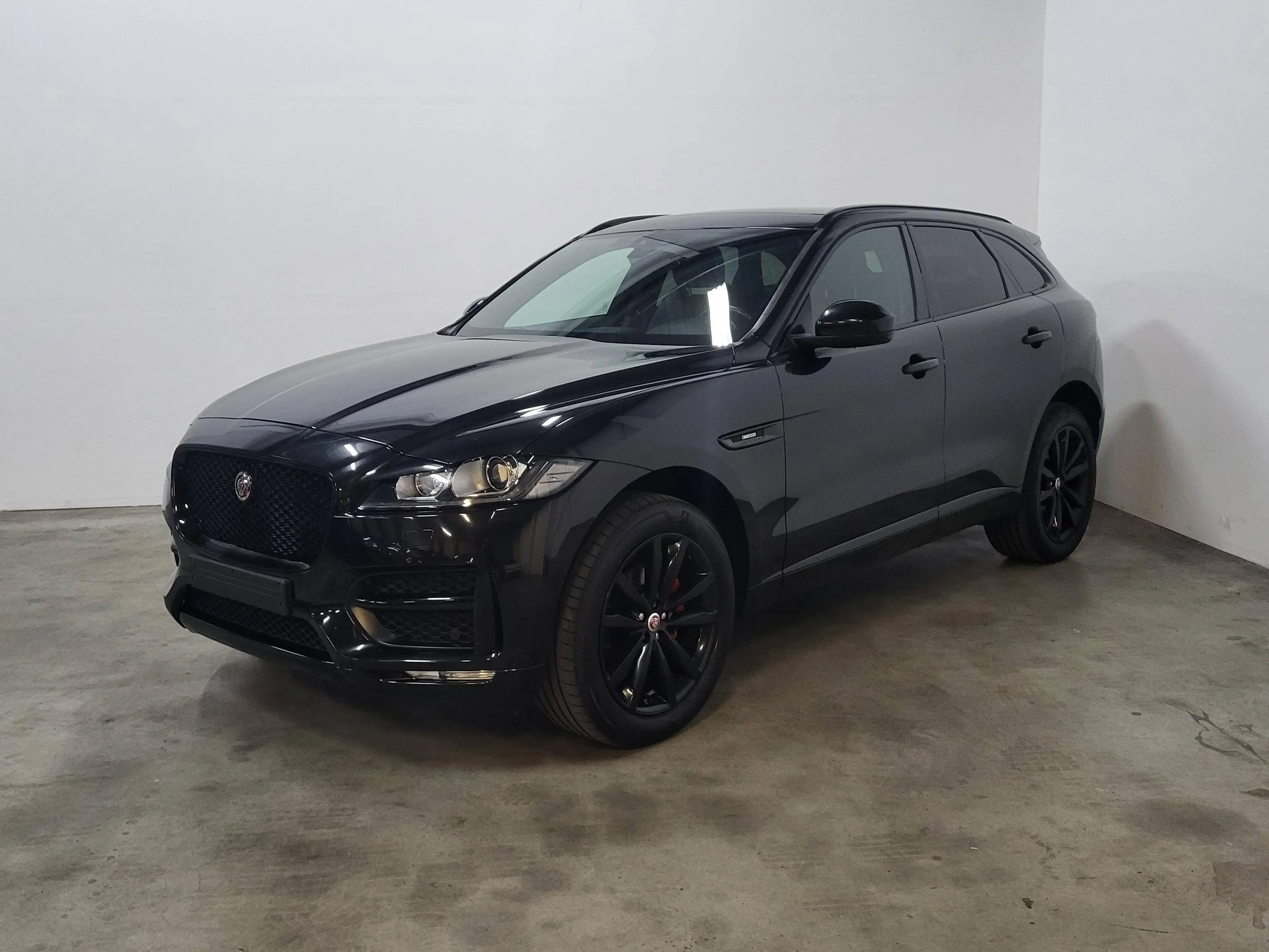 Jaguar F-Pace 2.0 D AWD R-Sport * CAMERA * CARPLAY * TOIT PANO * — photo 3