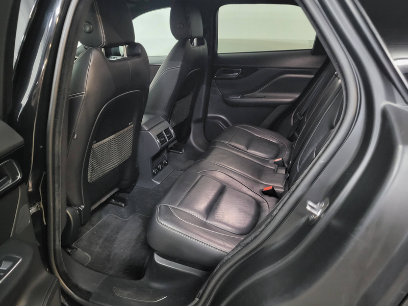 Jaguar F-Pace 2.0 D AWD R-Sport * CAMERA * CARPLAY * TOIT PANO * — photo 10