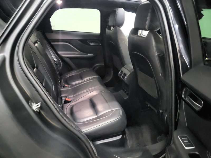 Jaguar F-Pace 2.0 D AWD R-Sport * CAMERA * CARPLAY * TOIT PANO * — photo 12