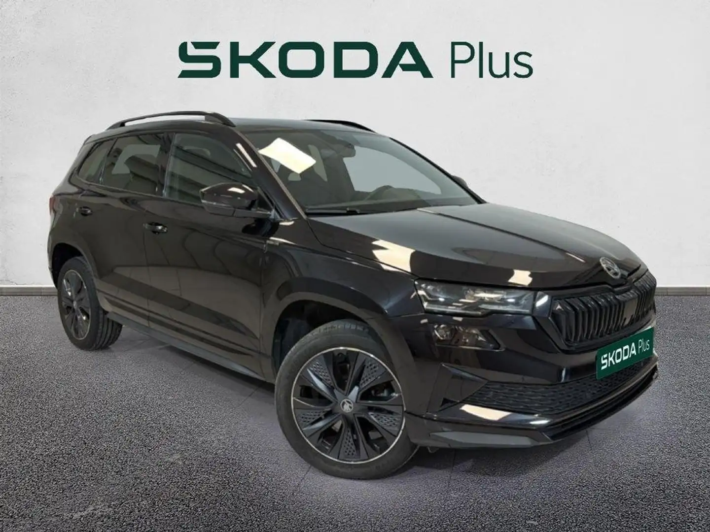 Skoda Karoq 2.0TDI AdBlue Sportline DSG 110kW Negro - 1
