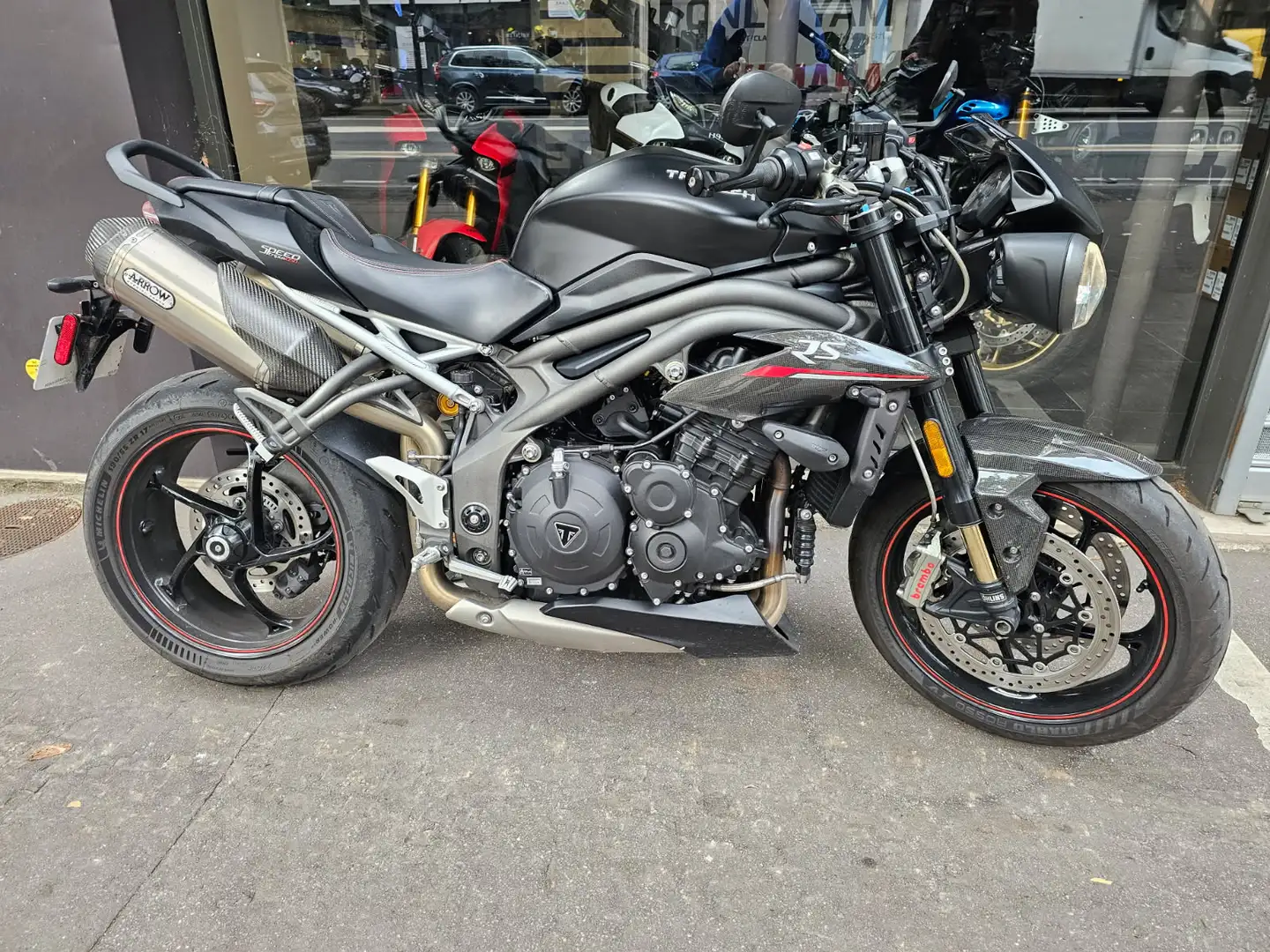 Triumph Speed Triple 1050 Noir - 1