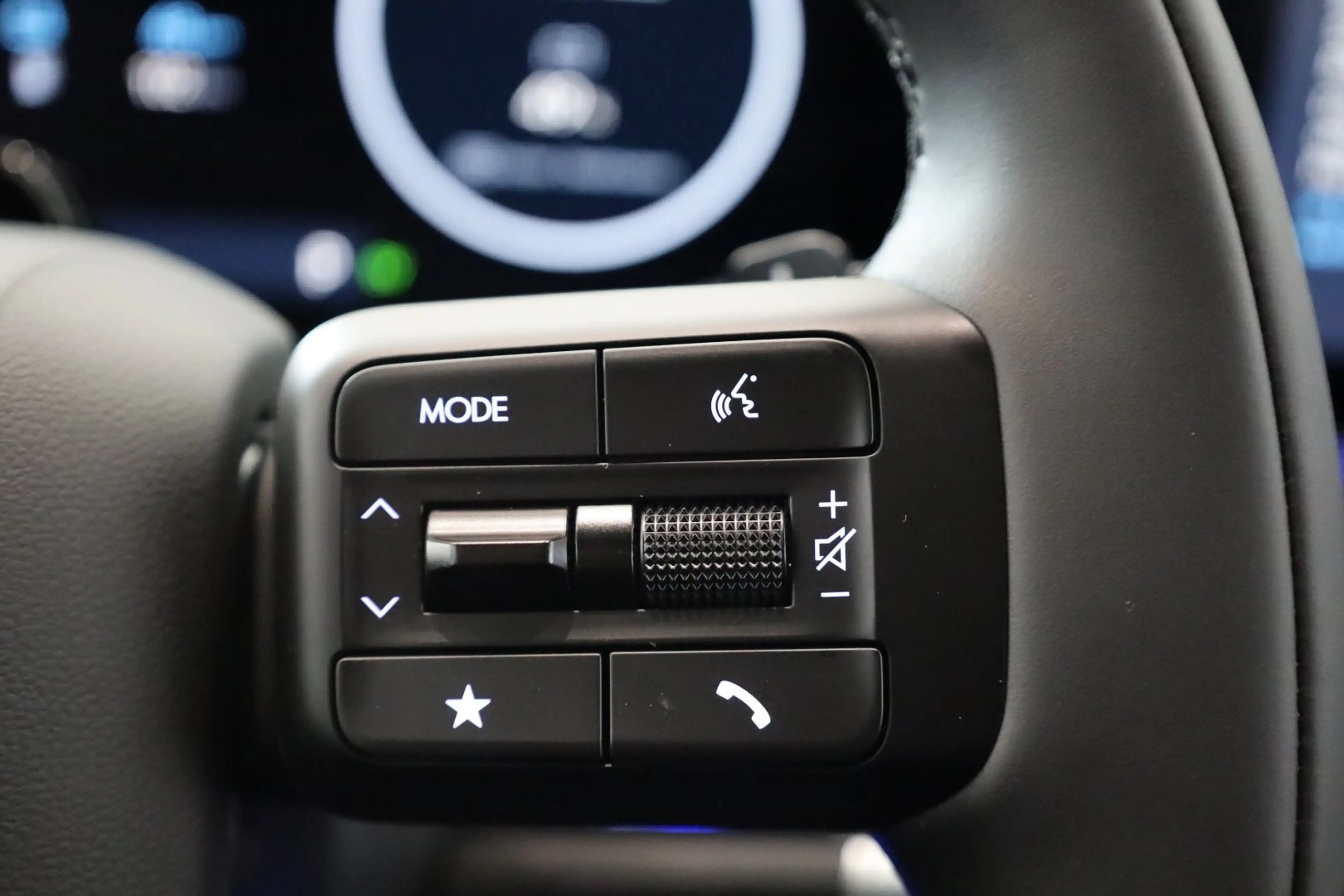 Hyundai SANTA FE (MX5) Calligraphy 1.6 T-GDI PHEV 4WD 6 Sitzer — photo 10