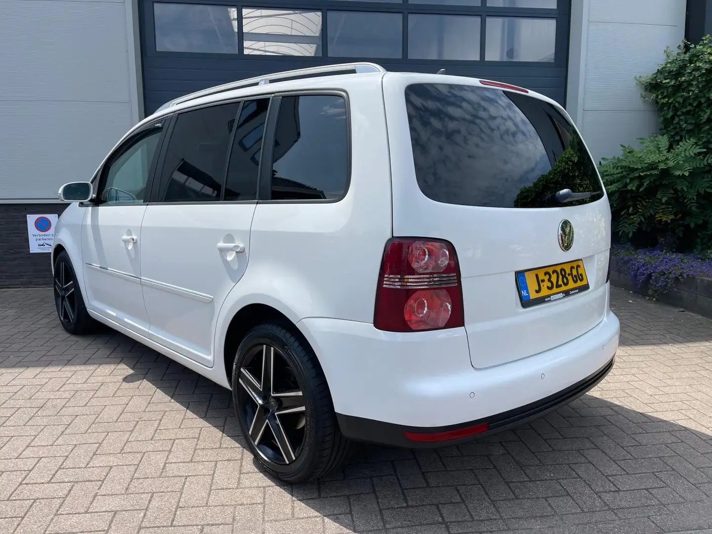 Volkswagen Touran 1.4 TSI Highline Business/Automaat/Leder/Cruisec-c Blanco - 2