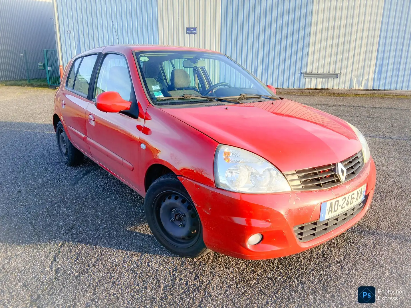 Renault Clio 1.2 Campus Authentique - 1