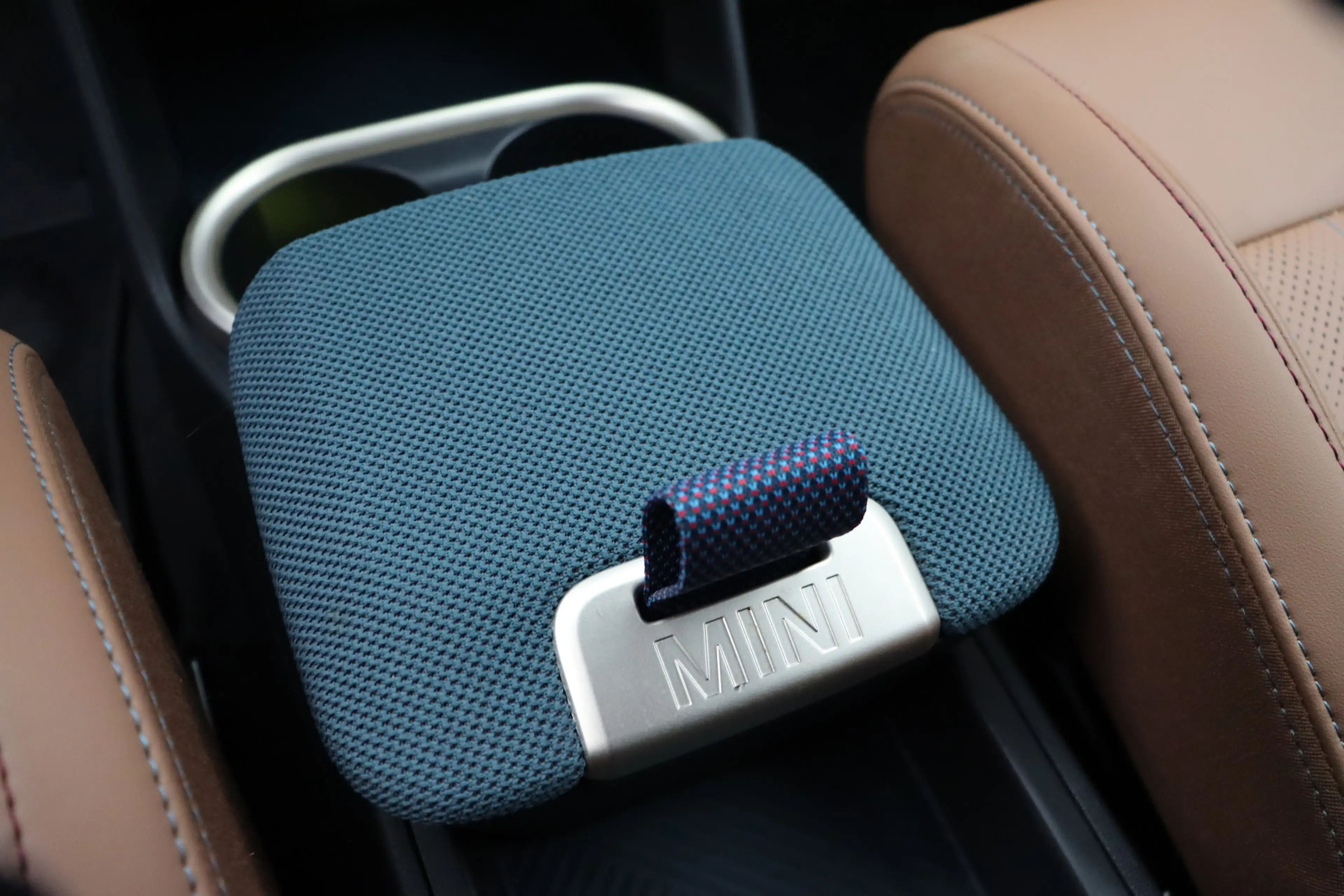 MINI Countryman C Automaat / Favoured / Pakket S / 18" Asteroid Spok — photo 15