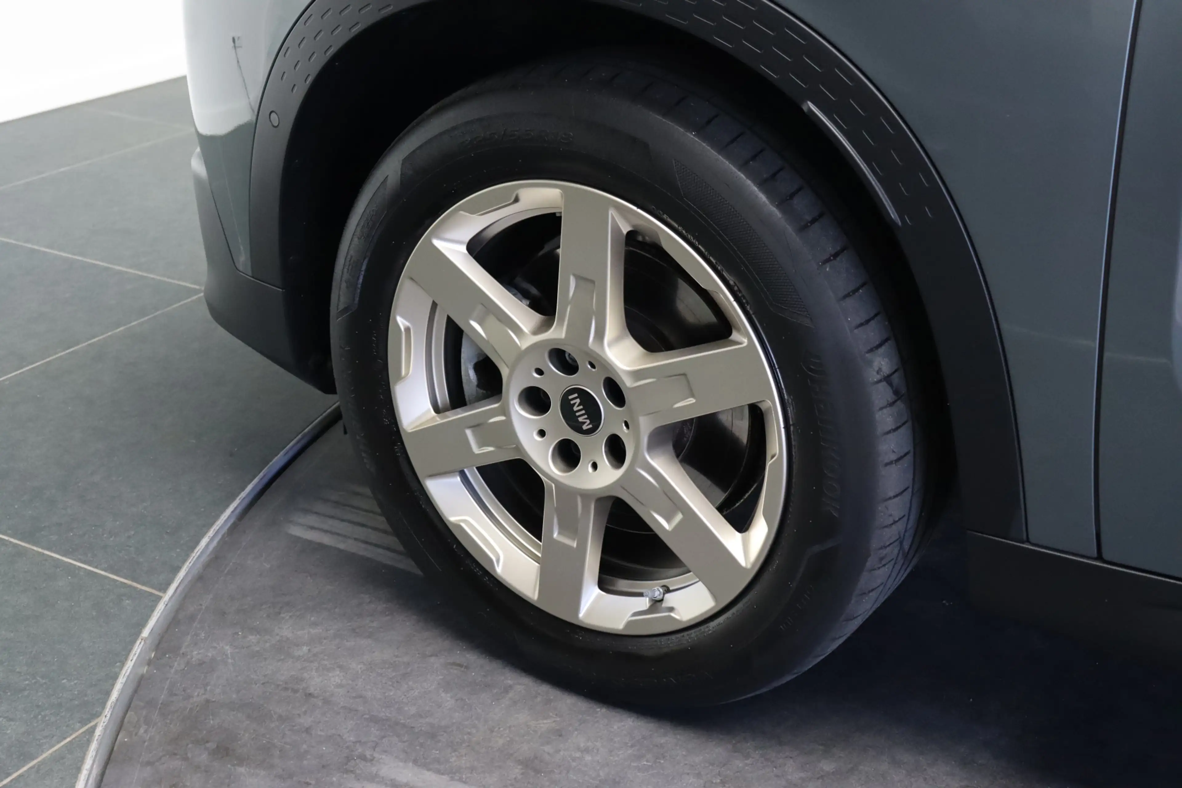 MINI Countryman C Automaat / Favoured / Pakket S / 18" Asteroid Spok — photo 7