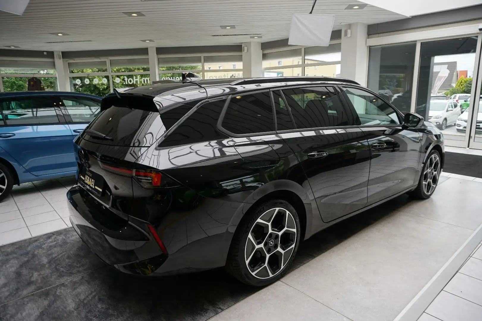 Opel Astra L ST Ultimate AUTOMATIK, SCHIEBEDACH, NAVI Schwarz - 2