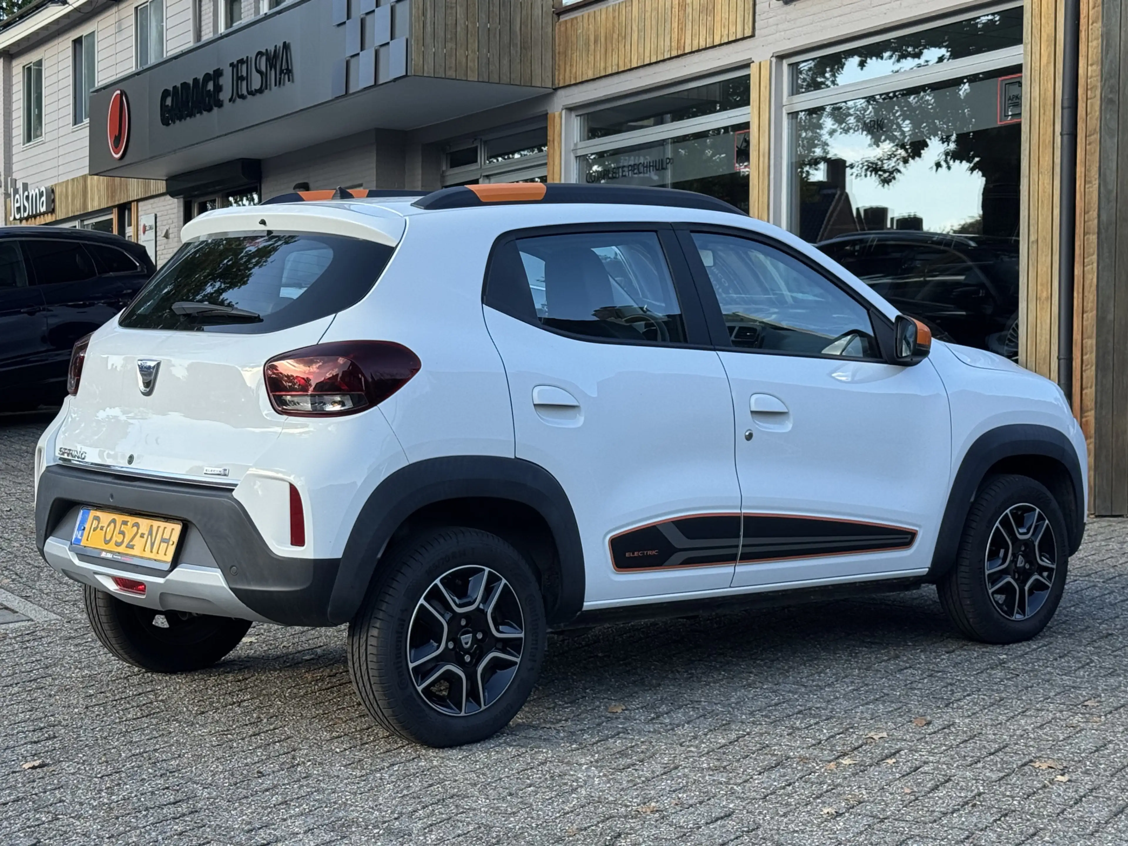 Dacia Spring Comfort Plus 27 kWh Navi | Airco | Camera — photo 6