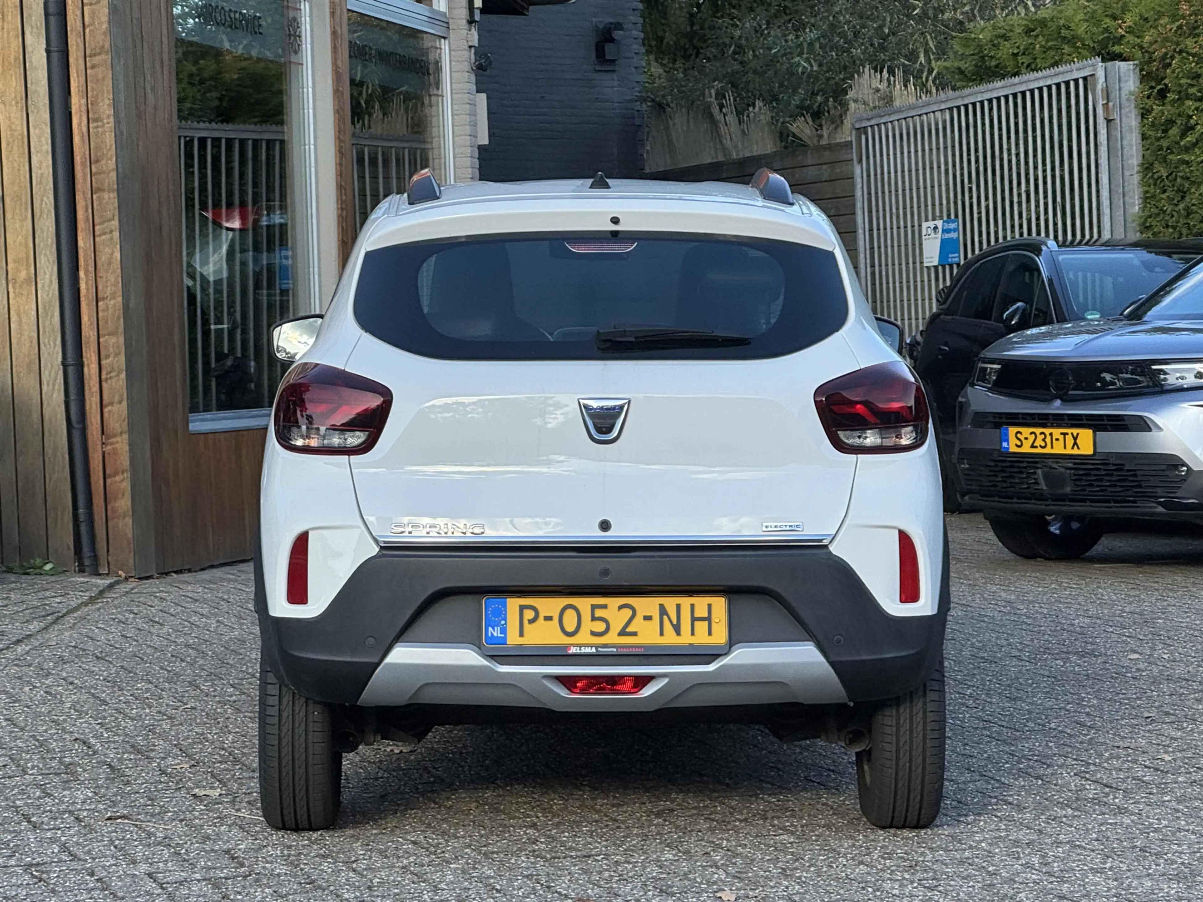 Dacia Spring Comfort Plus 27 kWh Navi | Airco | Camera — photo 20