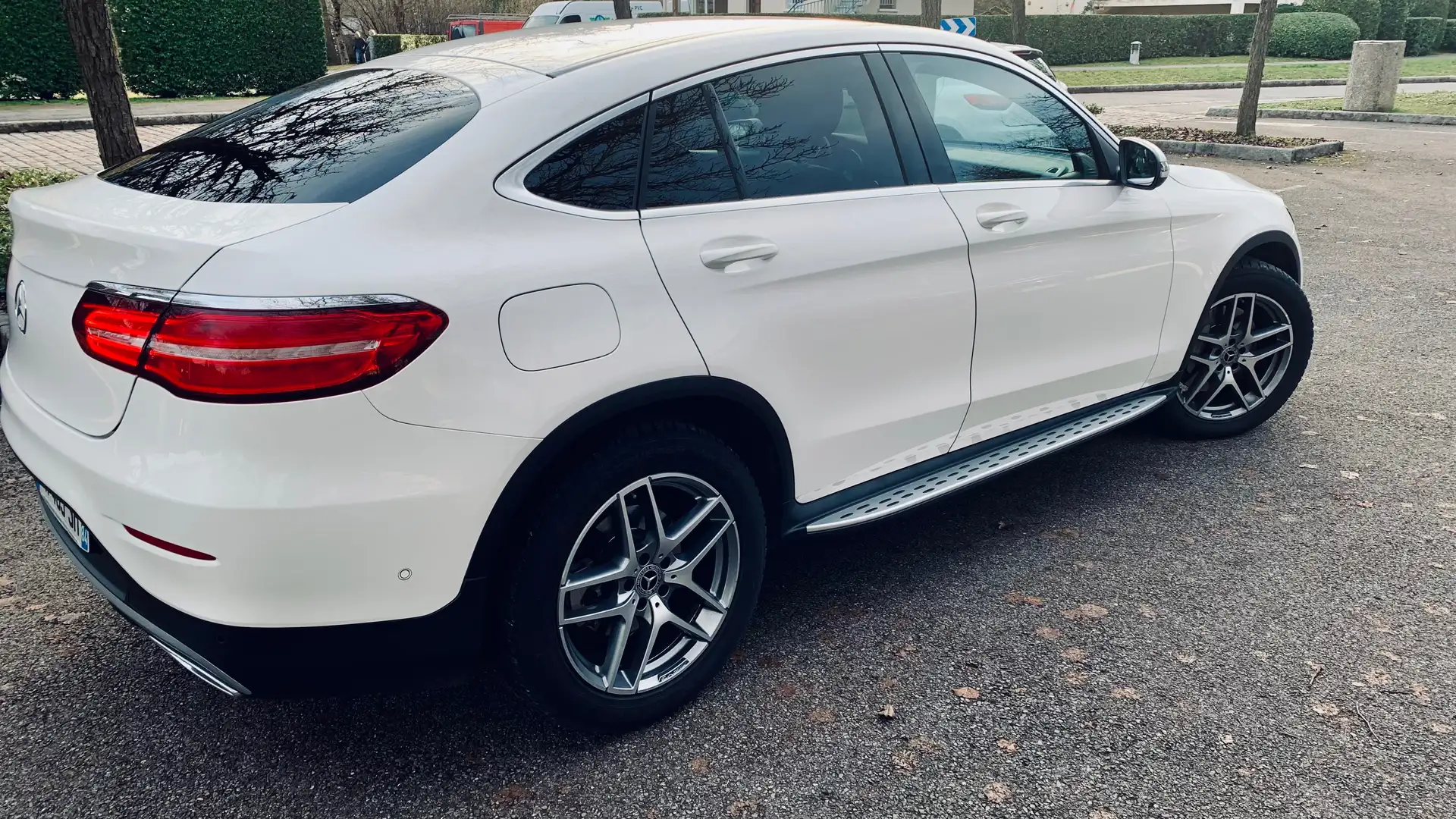 Mercedes-Benz GLC 220 Classe   d 9G-Tronic 4Matic Sportline Blanc - 2