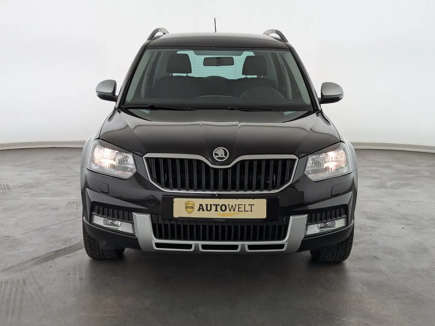Skoda Yeti Yeti 1.4 TSI Ambition Green tec Outdoor NAVI+SHZ Schwarz - 2