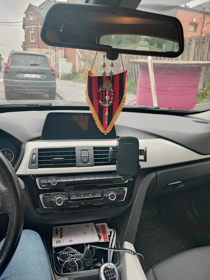 BMW 316 Touring 316d 116 ch M Sport - 2