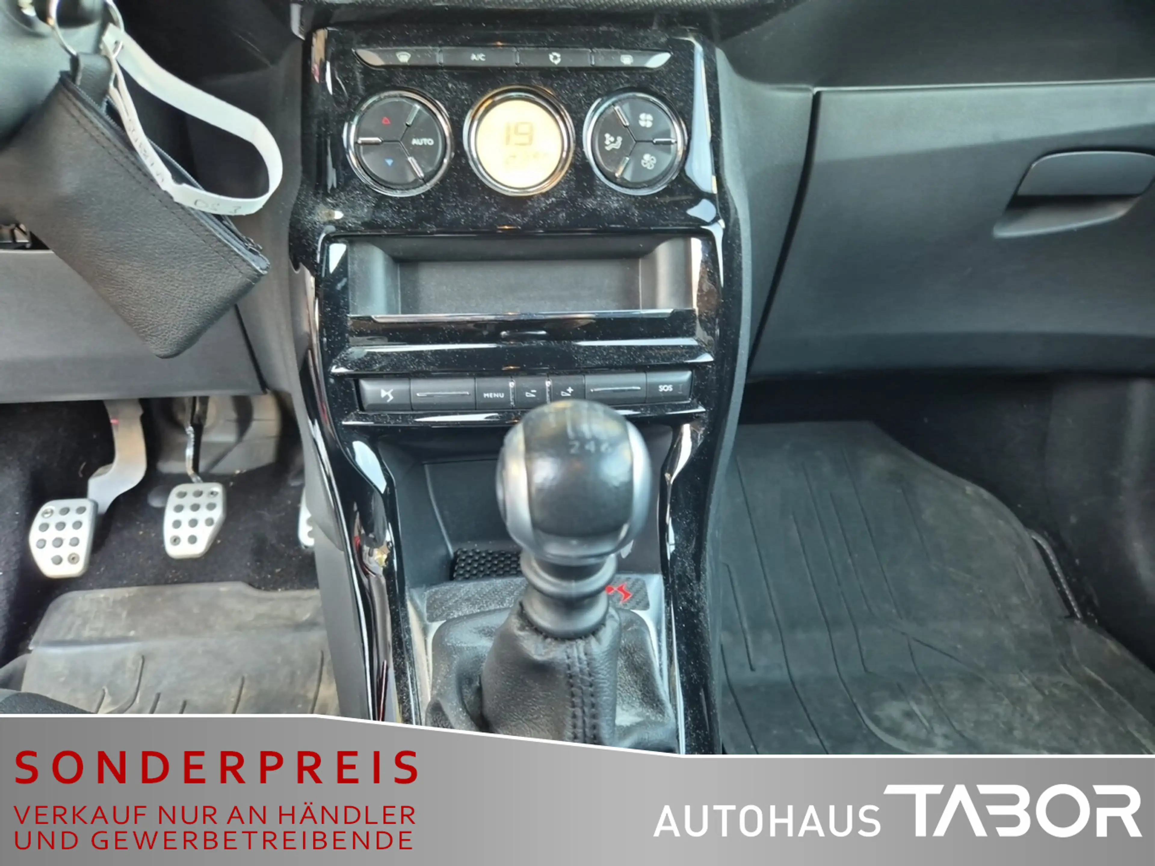DS Automobiles DS 3 1.2 PT 10 SportChic Klimaaut. LM PDC GRA BT — photo 7