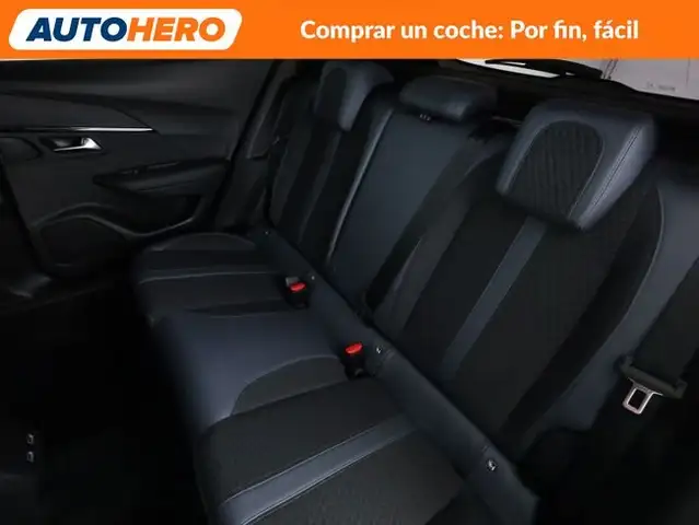 Peugeot 2008 view 15