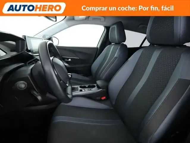 Peugeot 2008 view 11