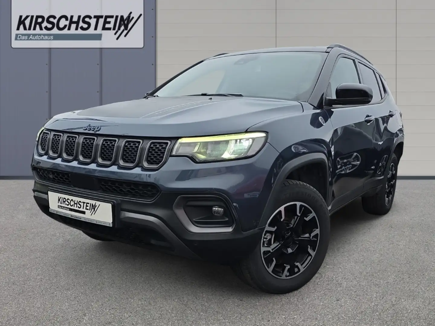 Jeep Compass Trailhawk Plug-In Hybrid 4WD Kamera Navi Синий - 1